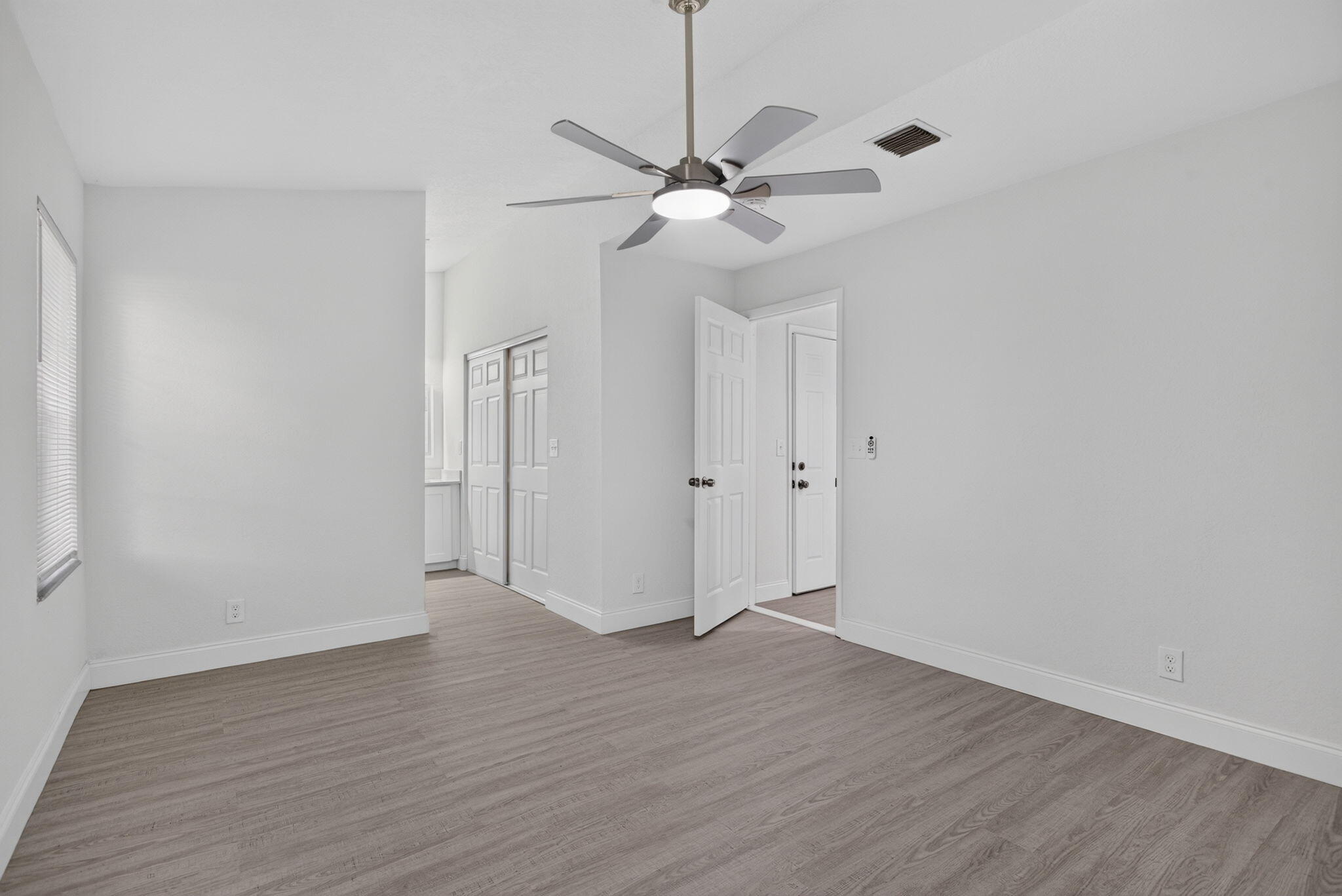 11451 LAKEVIEW #3A, Coral Springs FL 33071