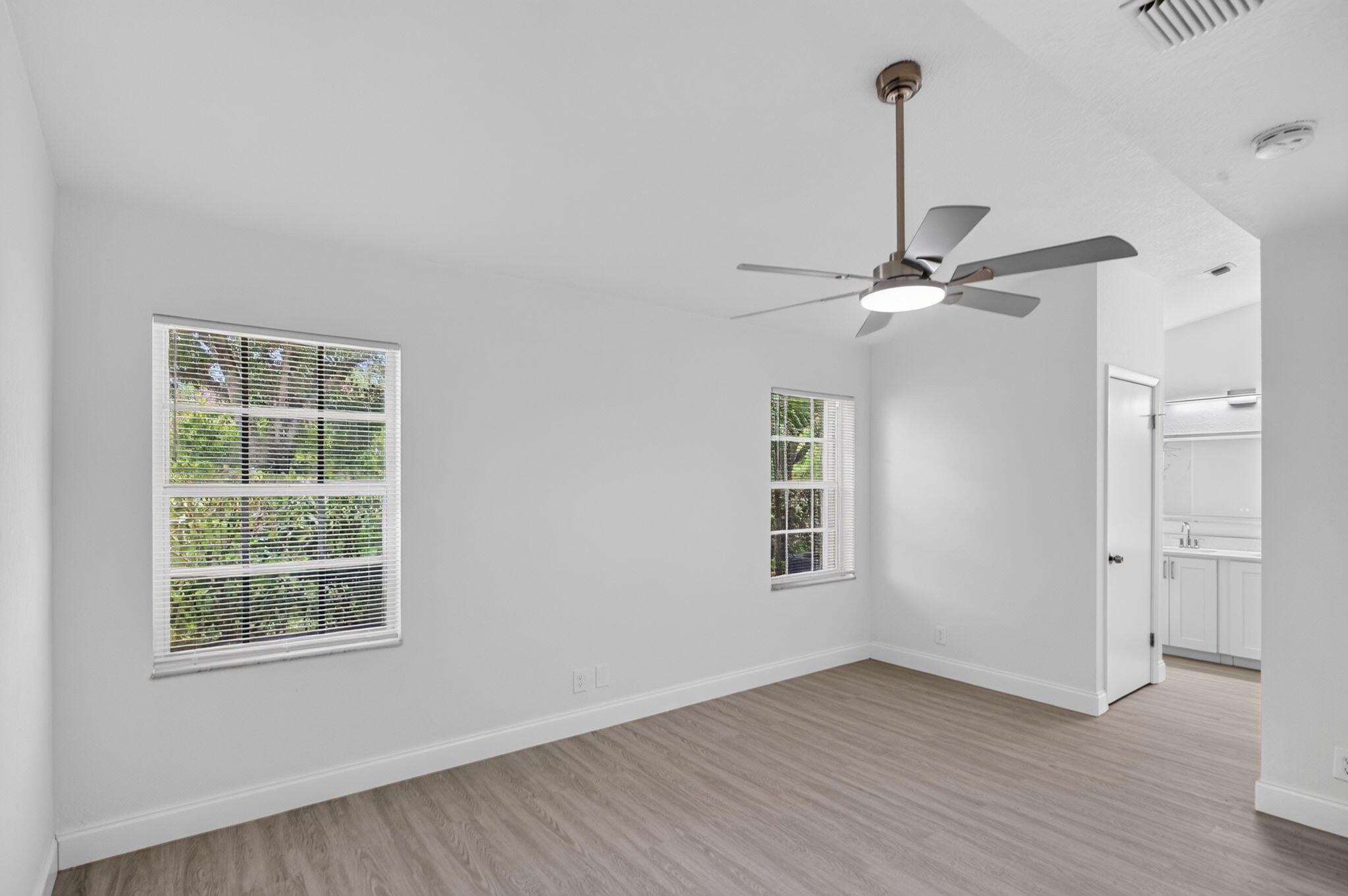 11451 LAKEVIEW #3A, Coral Springs FL 33071