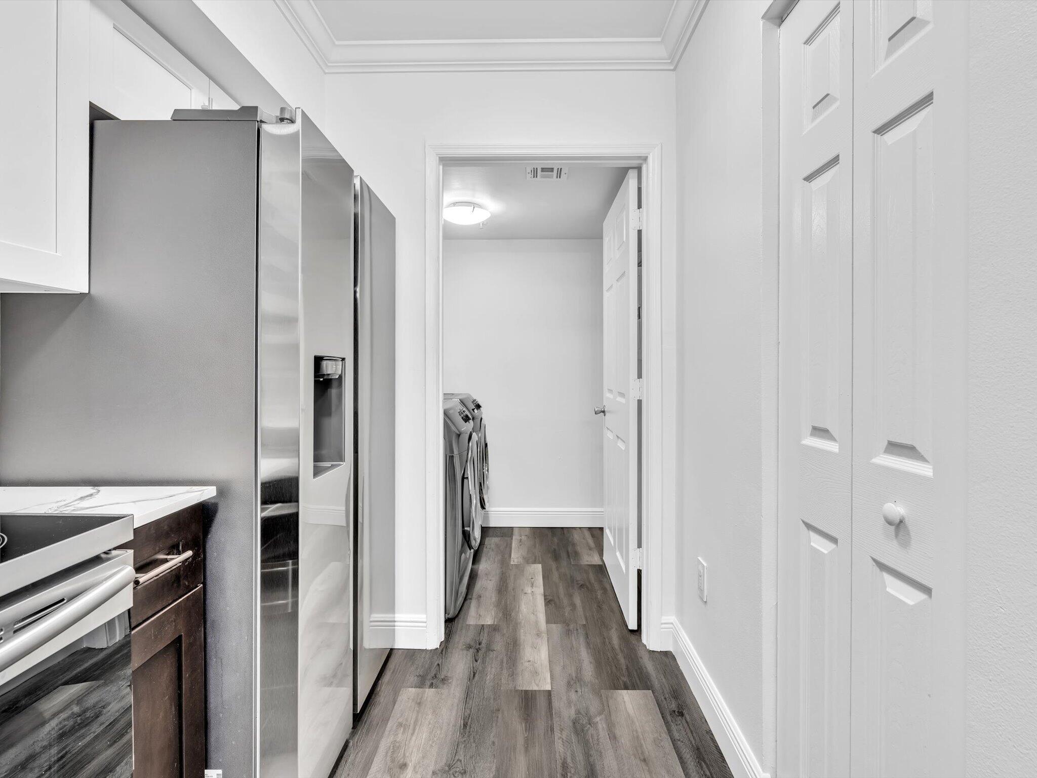 2433 Centergate #306, Miramar FL 33025