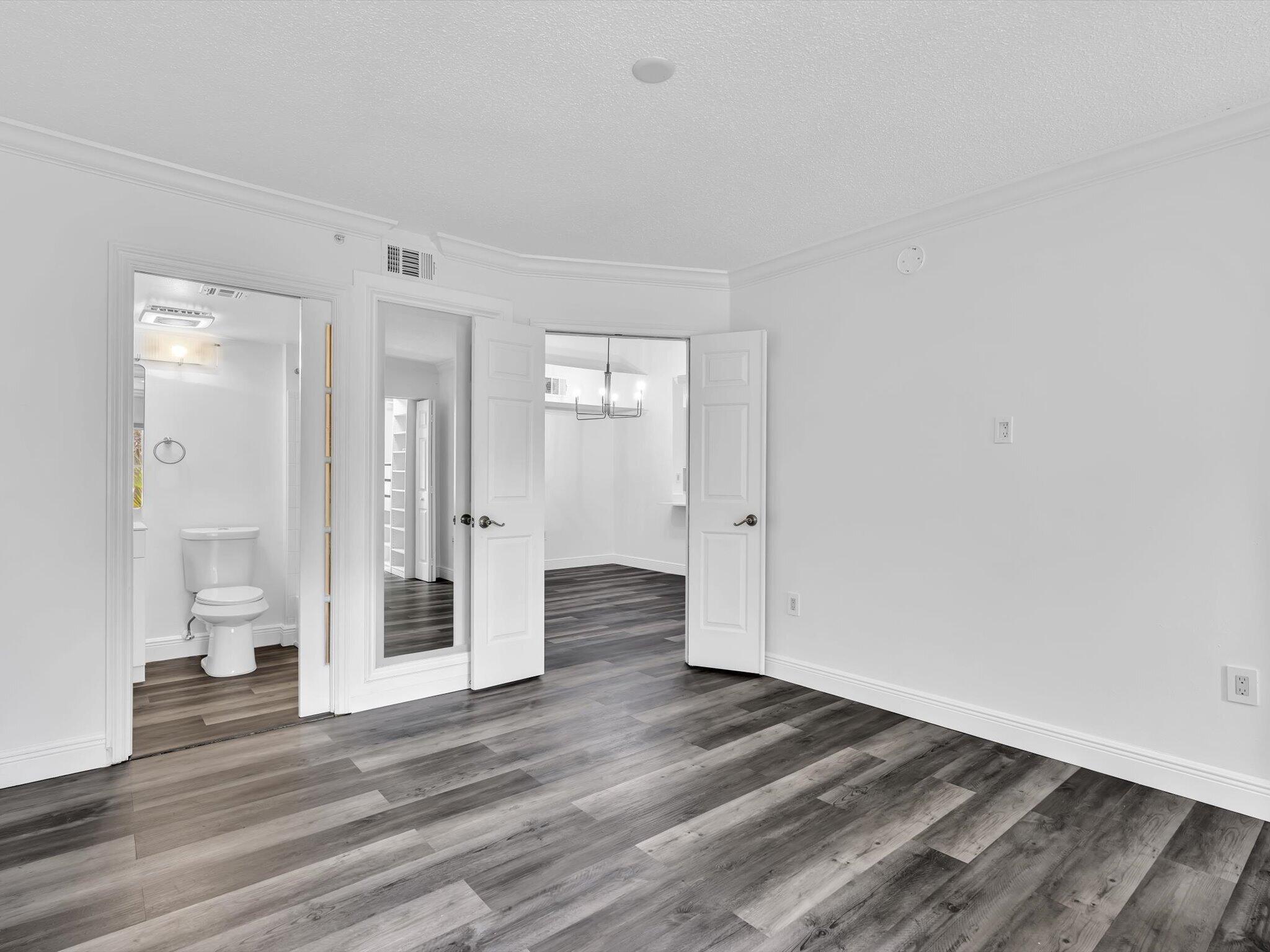 2433 Centergate #306, Miramar FL 33025
