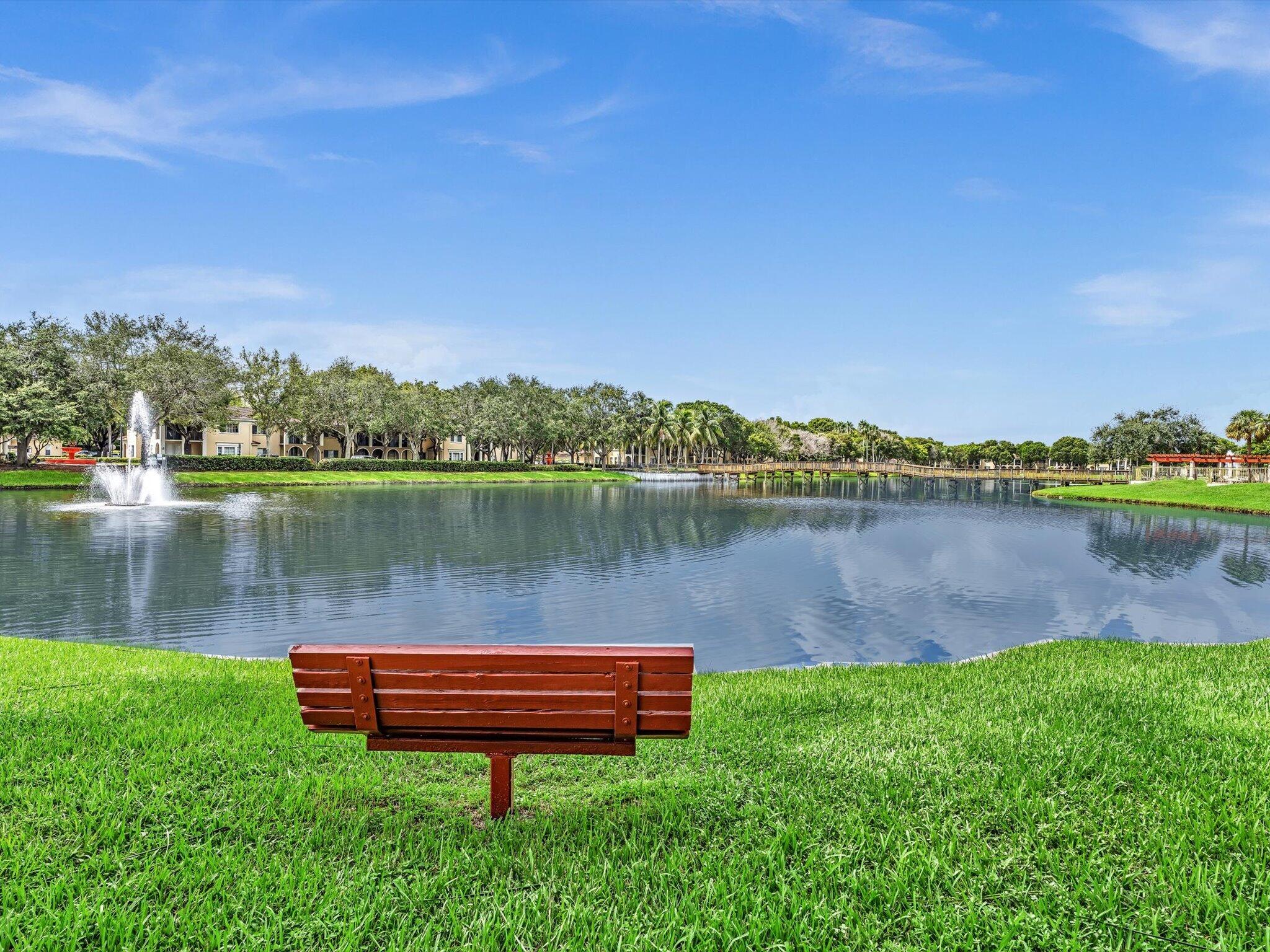 2433 Centergate #306, Miramar FL 33025