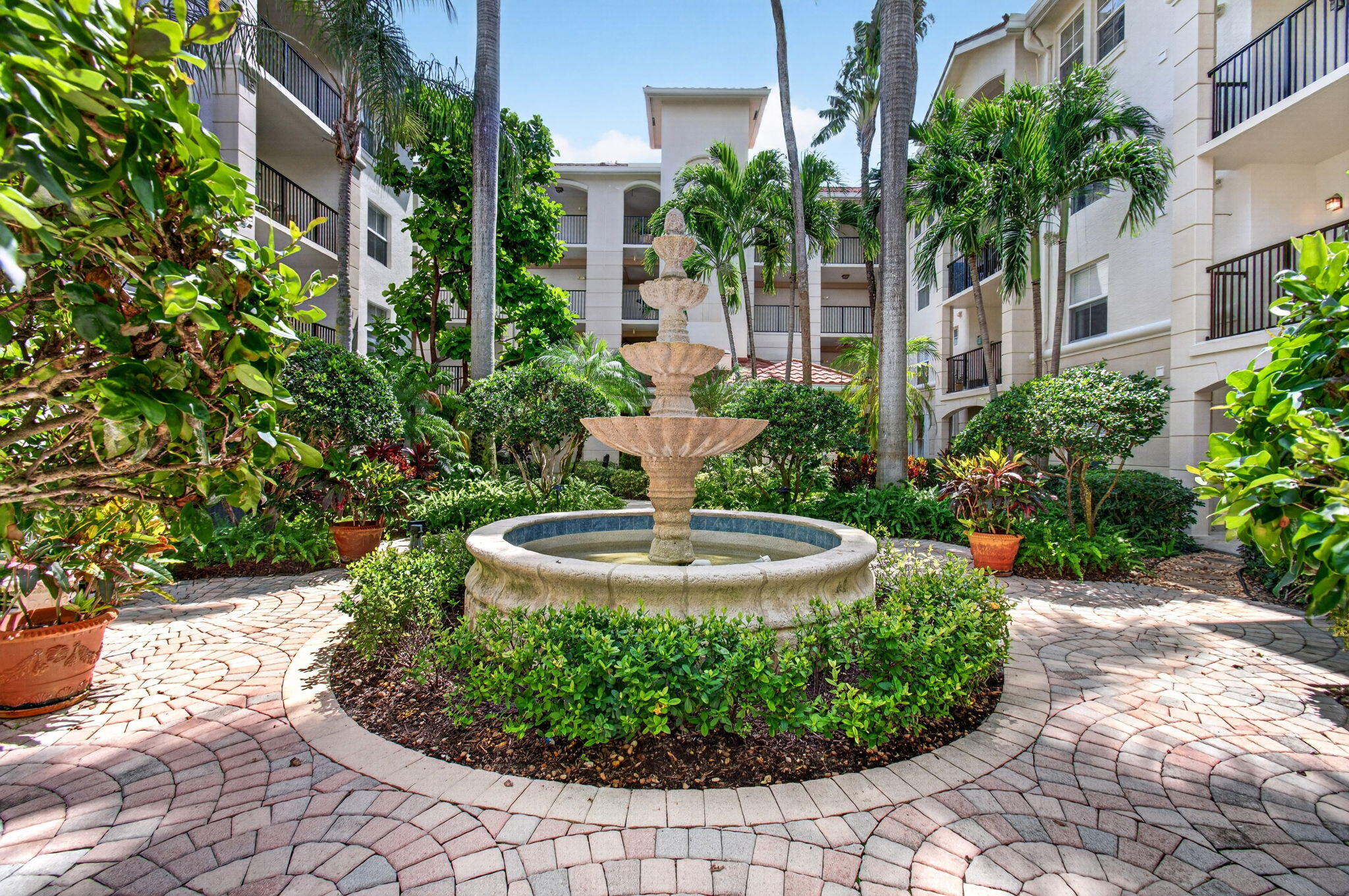 4113 TUSCANY #113, Boynton Beach FL 33435