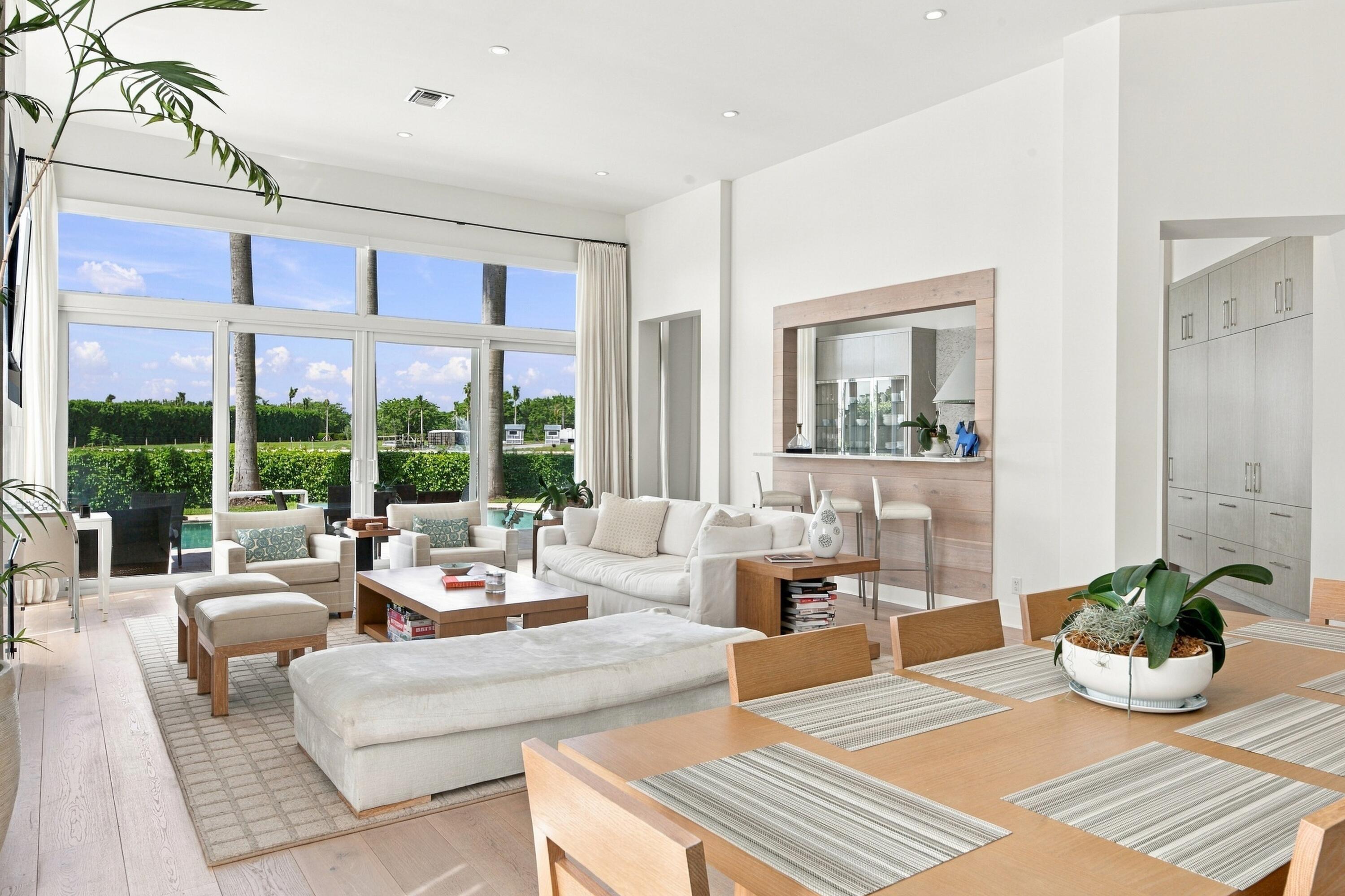 14334 Stroller, Wellington FL 33414