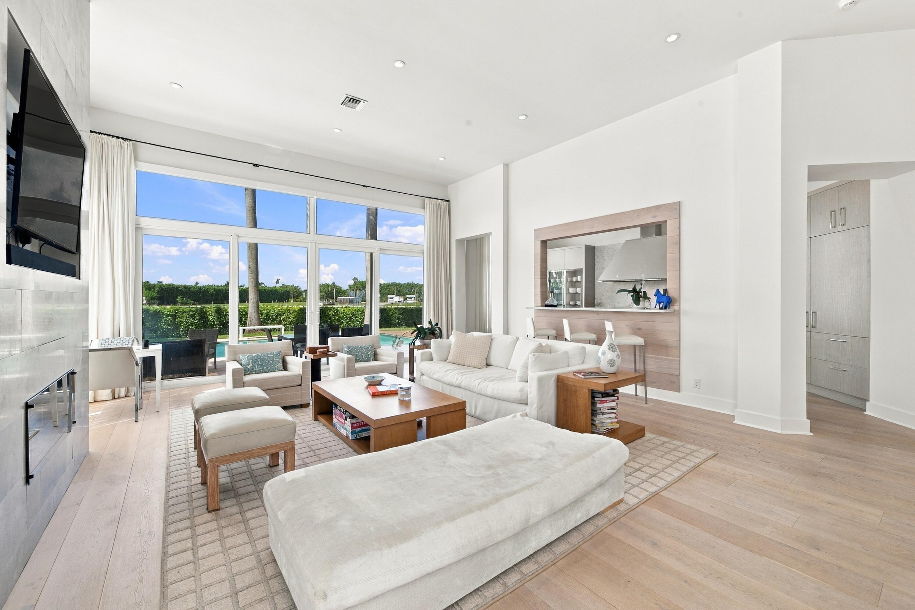 14334 Stroller, Wellington FL 33414