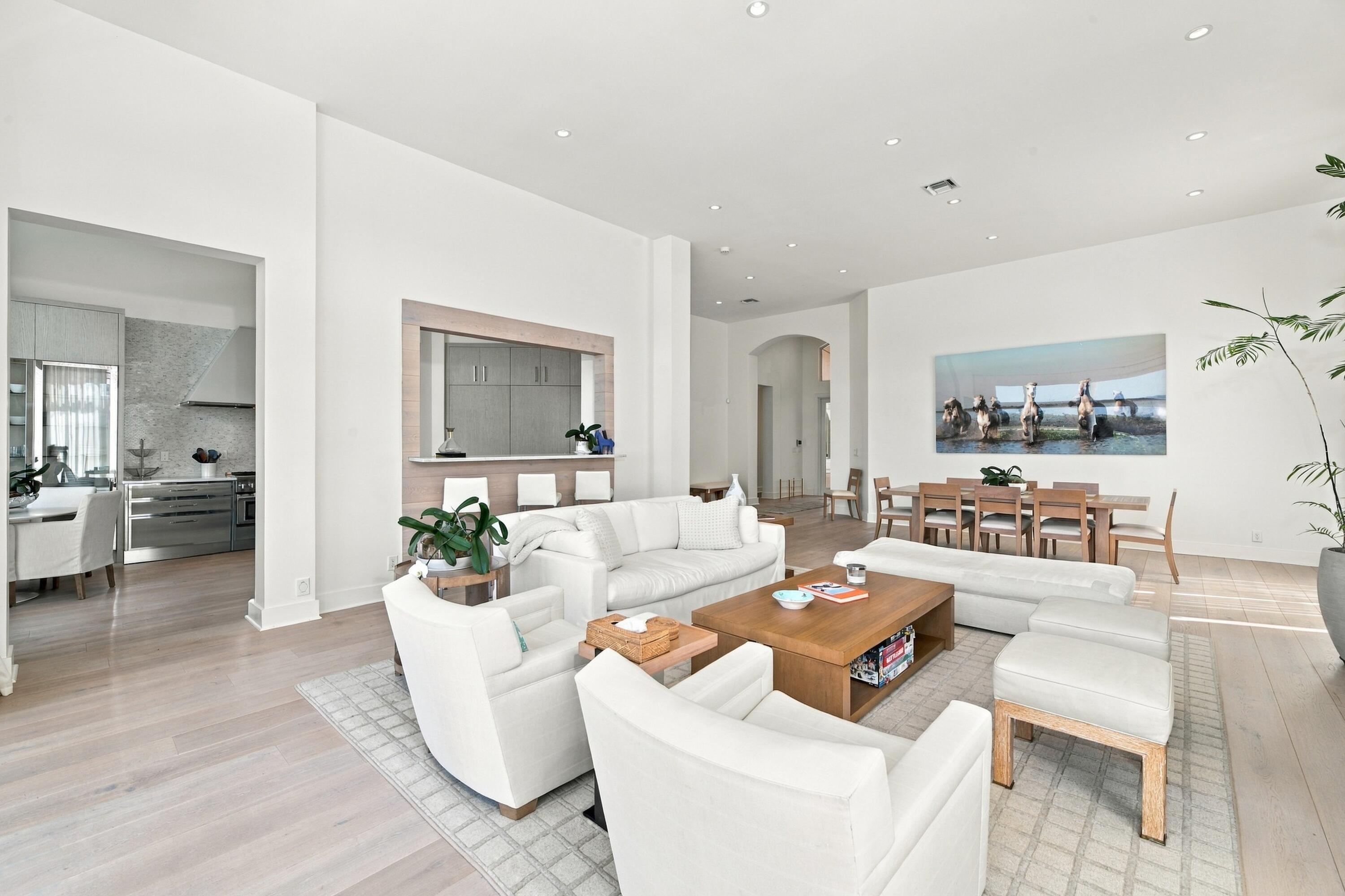 14334 Stroller, Wellington FL 33414