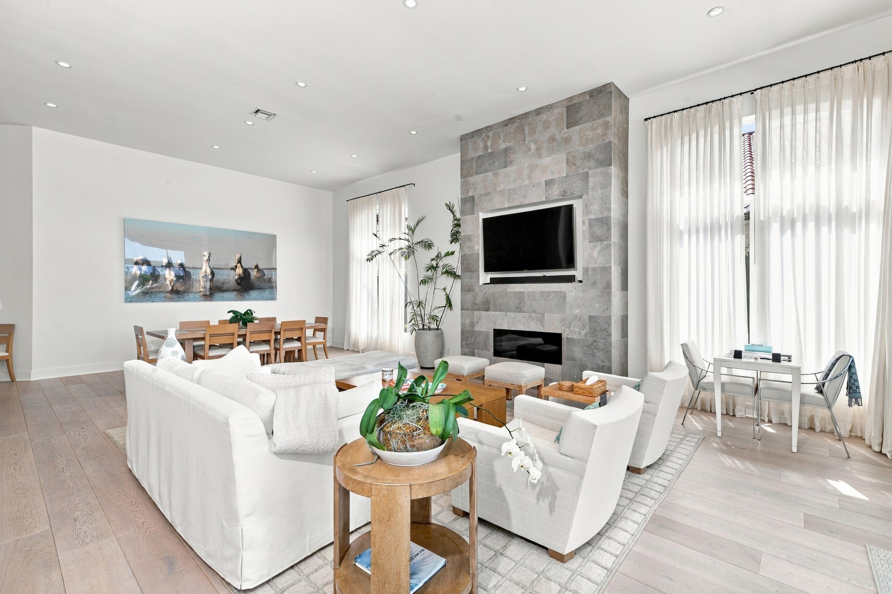 14334 Stroller, Wellington FL 33414