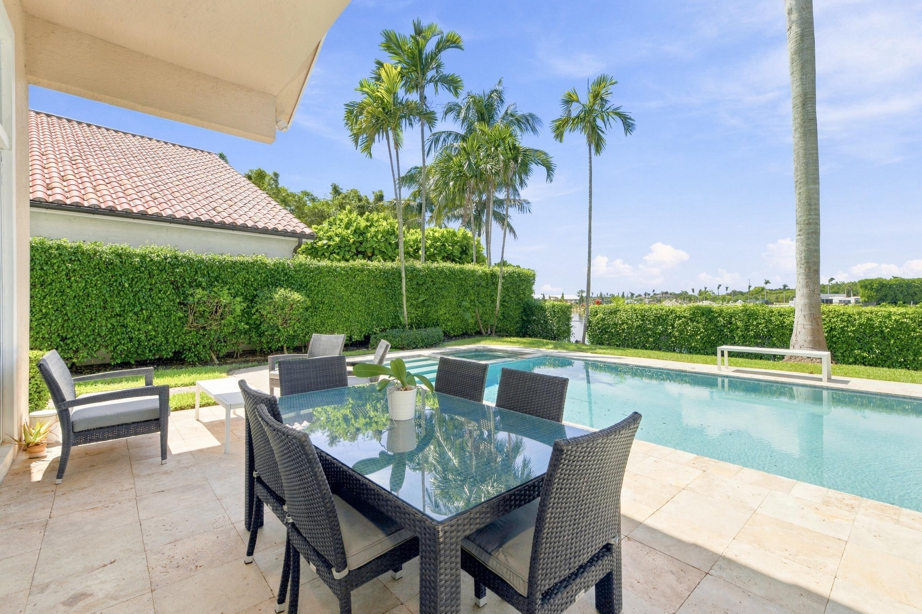 14334 Stroller, Wellington FL 33414