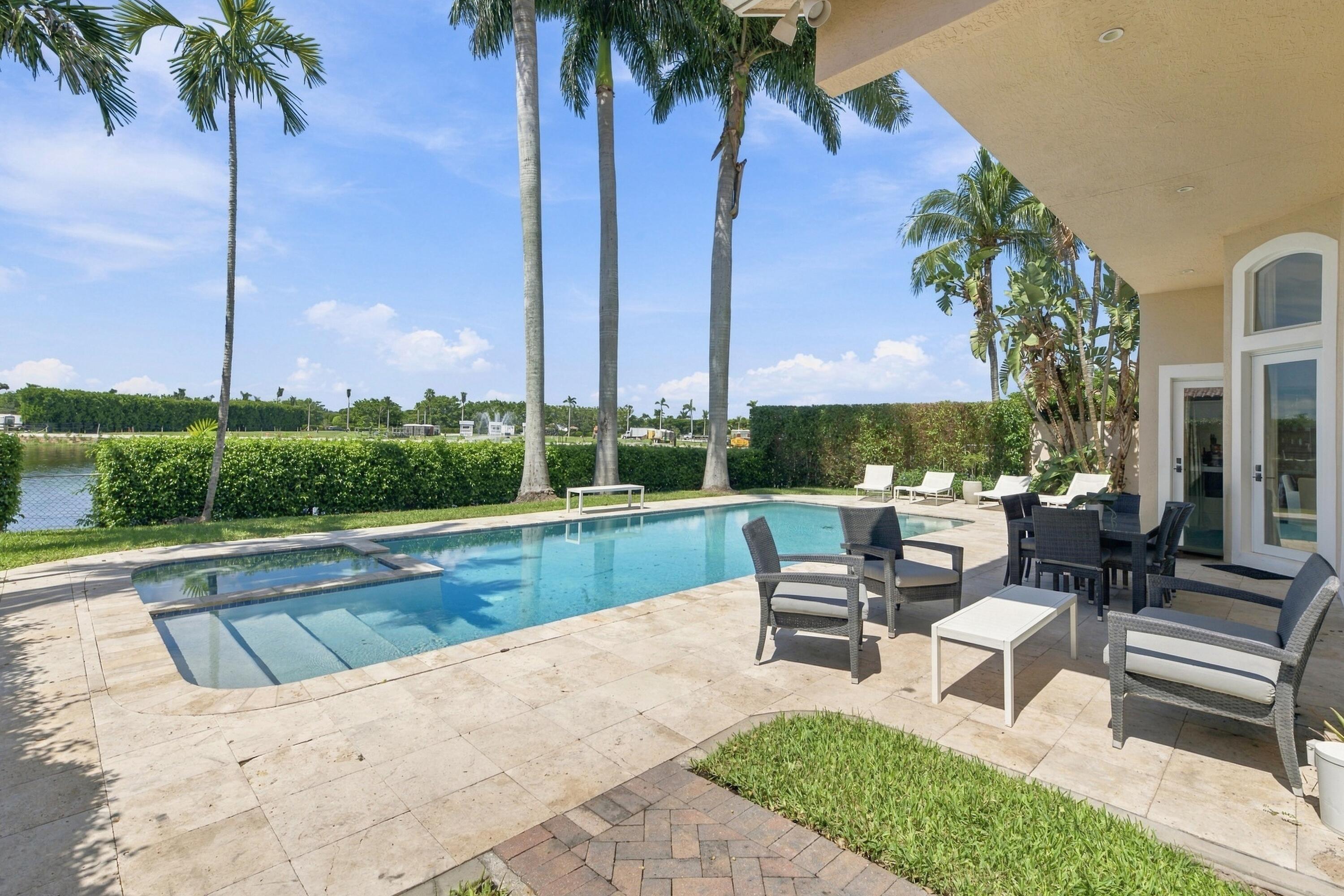 14334 Stroller, Wellington FL 33414