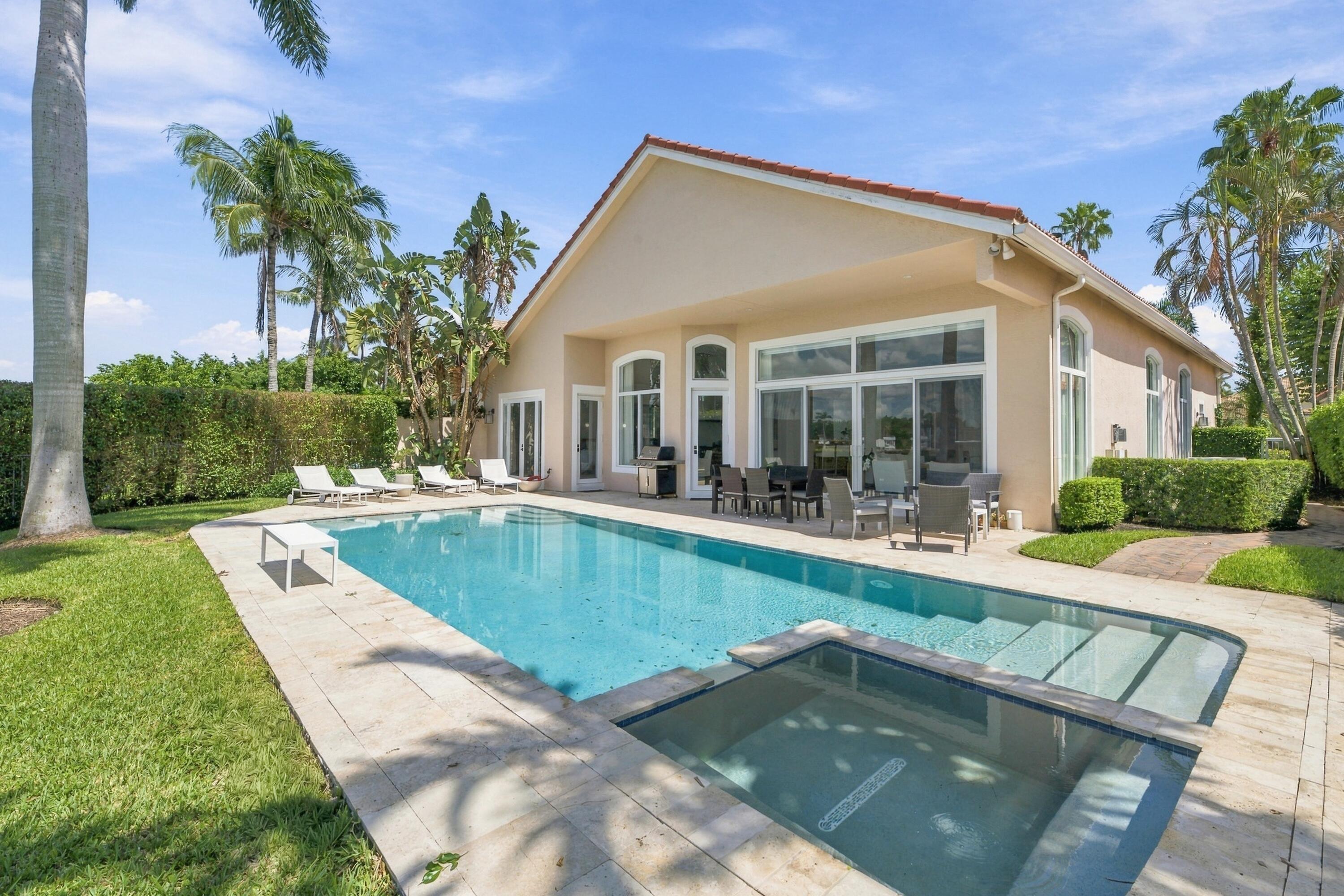 14334 Stroller, Wellington FL 33414