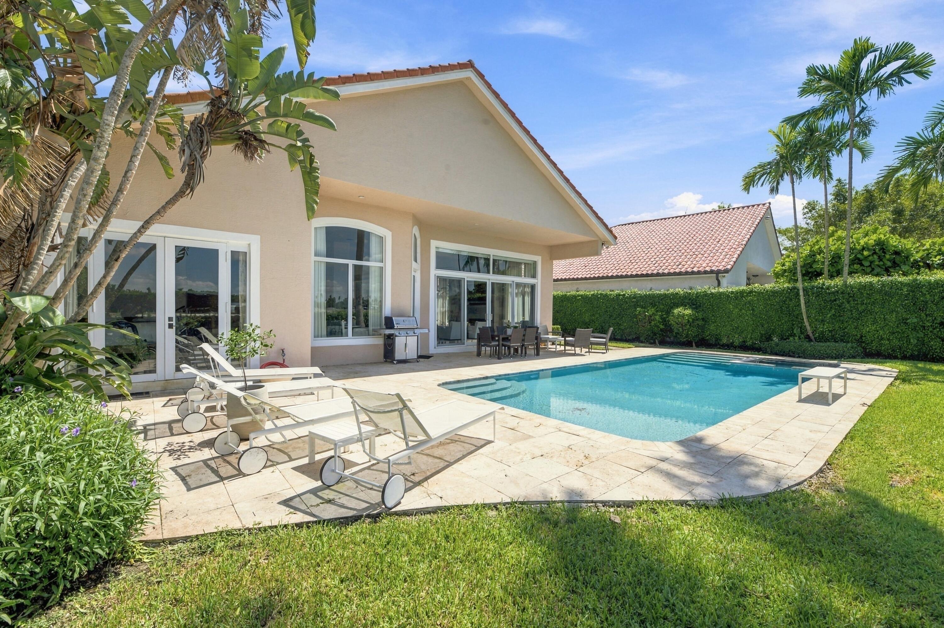 14334 Stroller, Wellington FL 33414