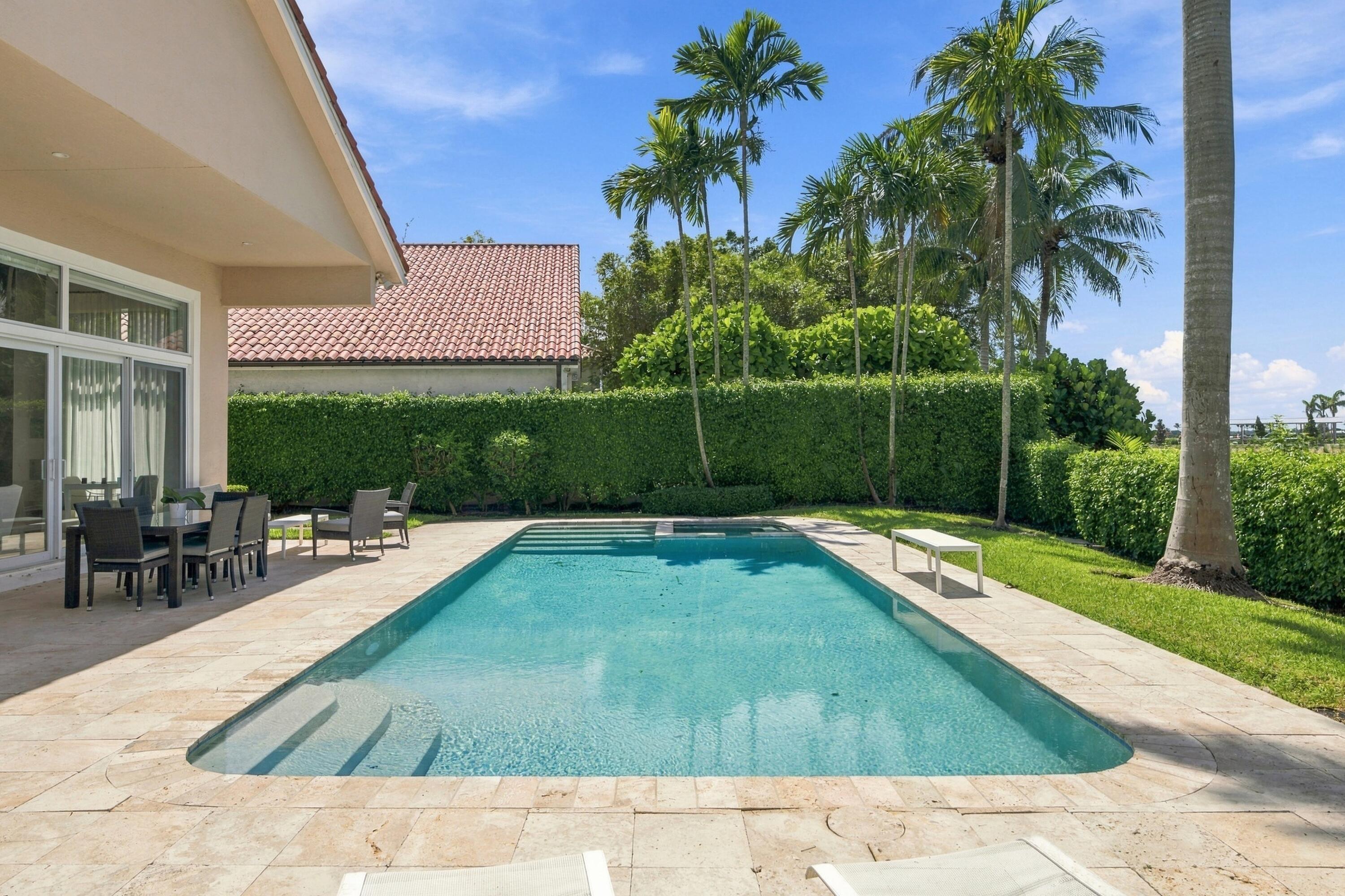 14334 Stroller, Wellington FL 33414