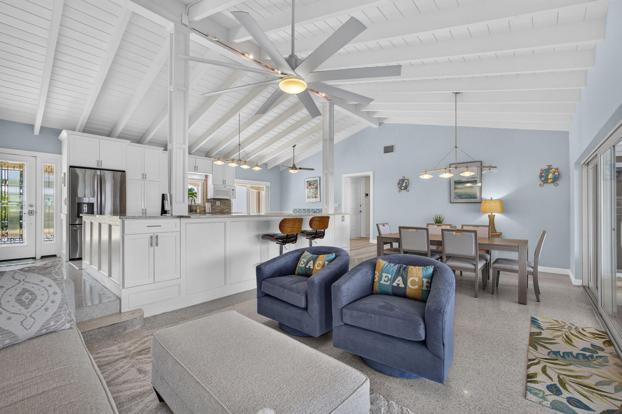 1180 Singer, Riviera Beach FL 33404