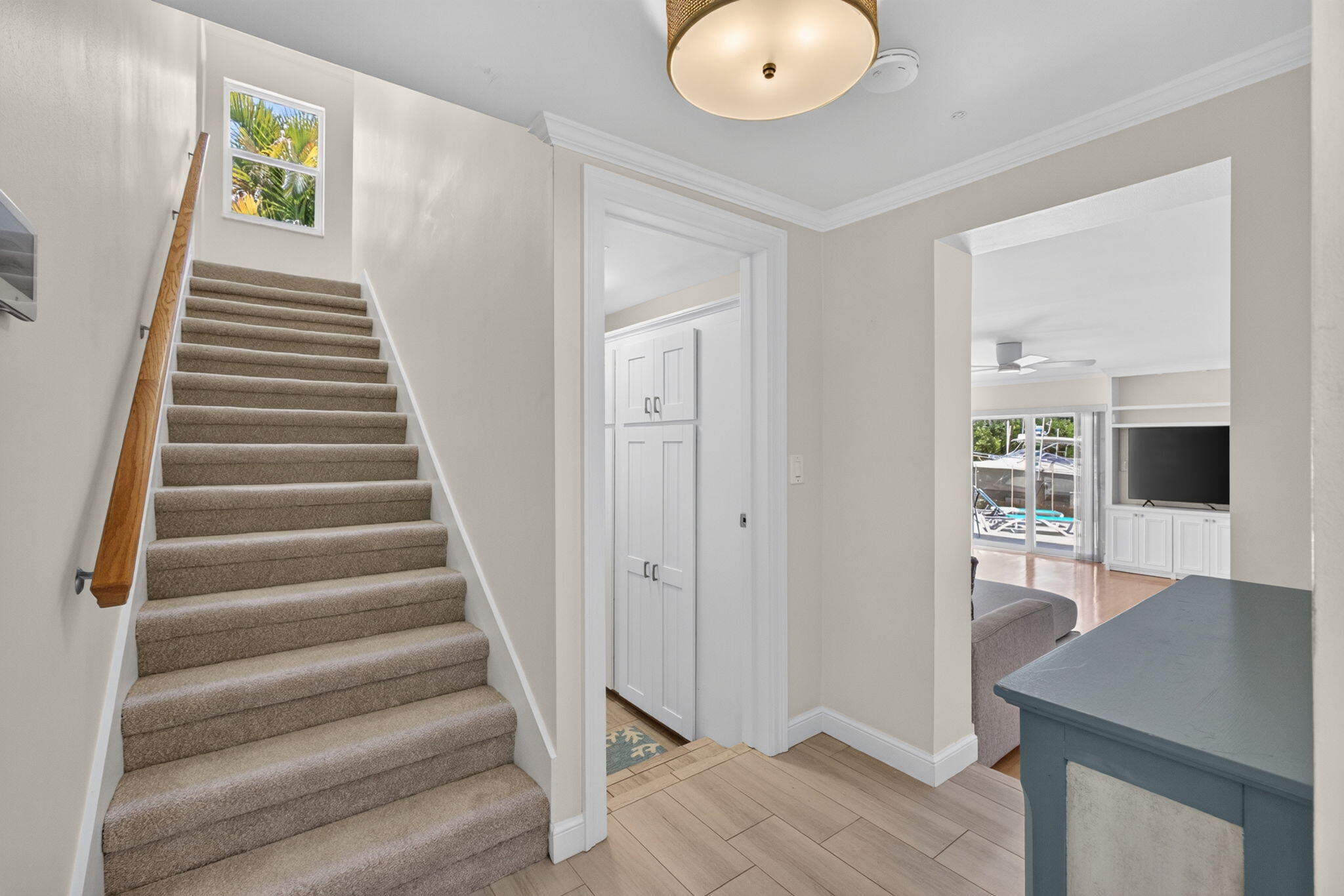 1180 Singer, Riviera Beach FL 33404