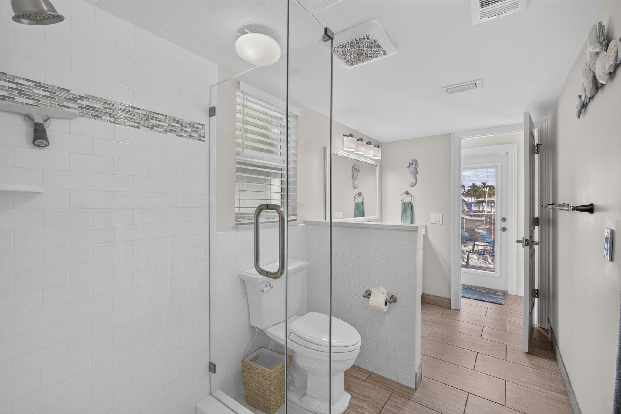 1180 Singer, Riviera Beach FL 33404