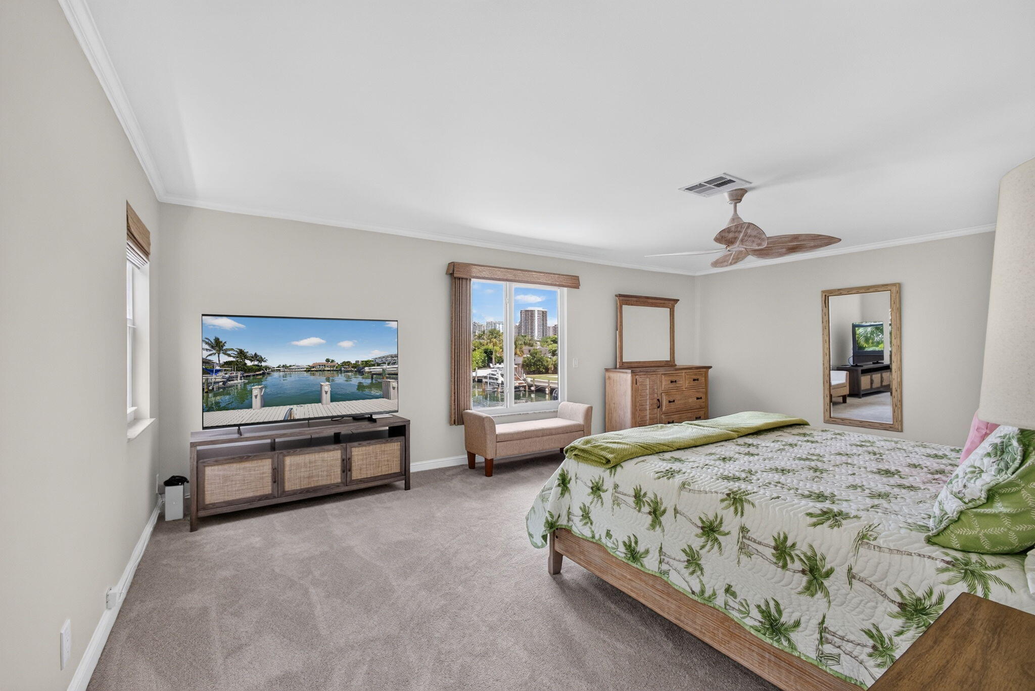 1180 Singer, Riviera Beach FL 33404