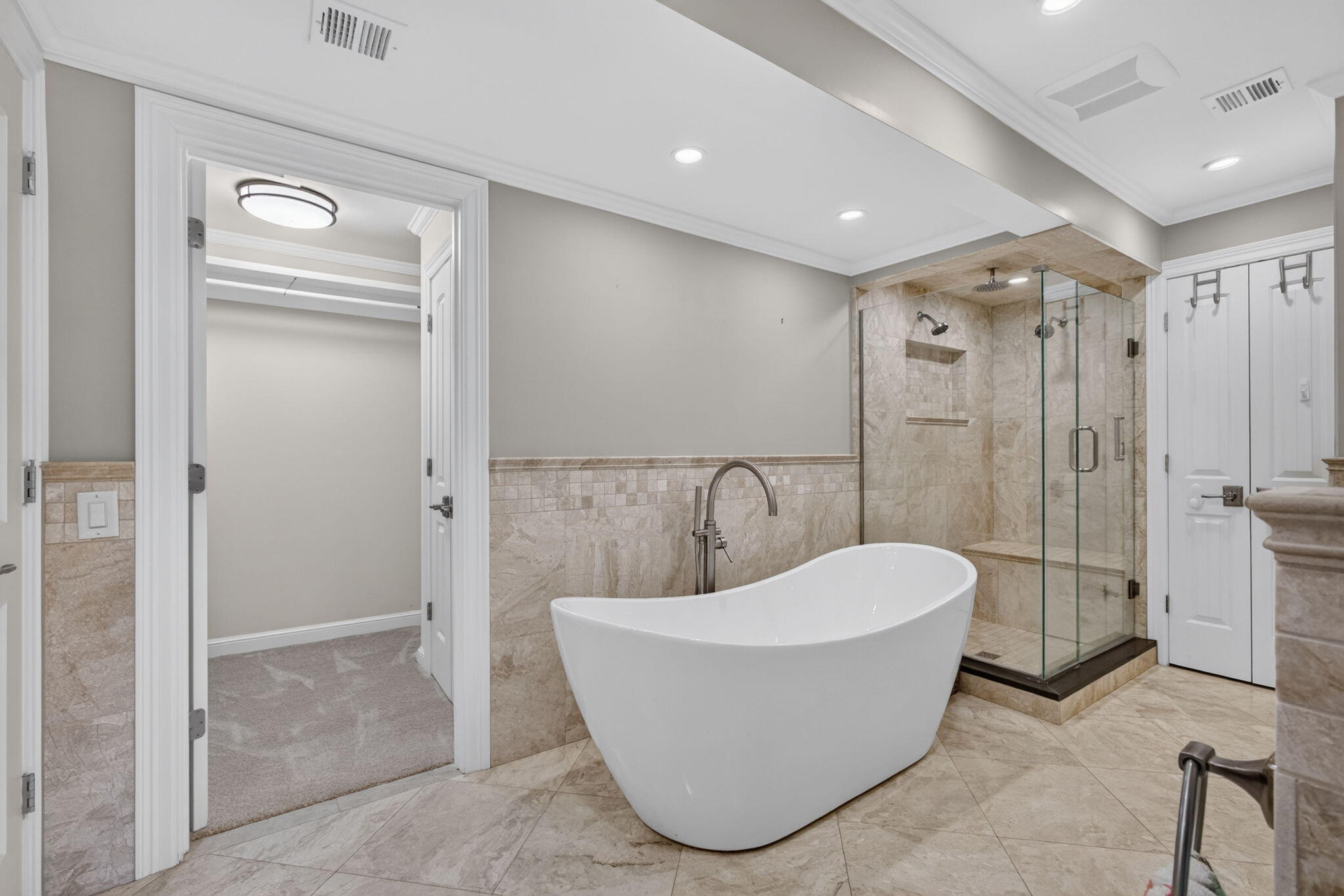 1180 Singer, Riviera Beach FL 33404