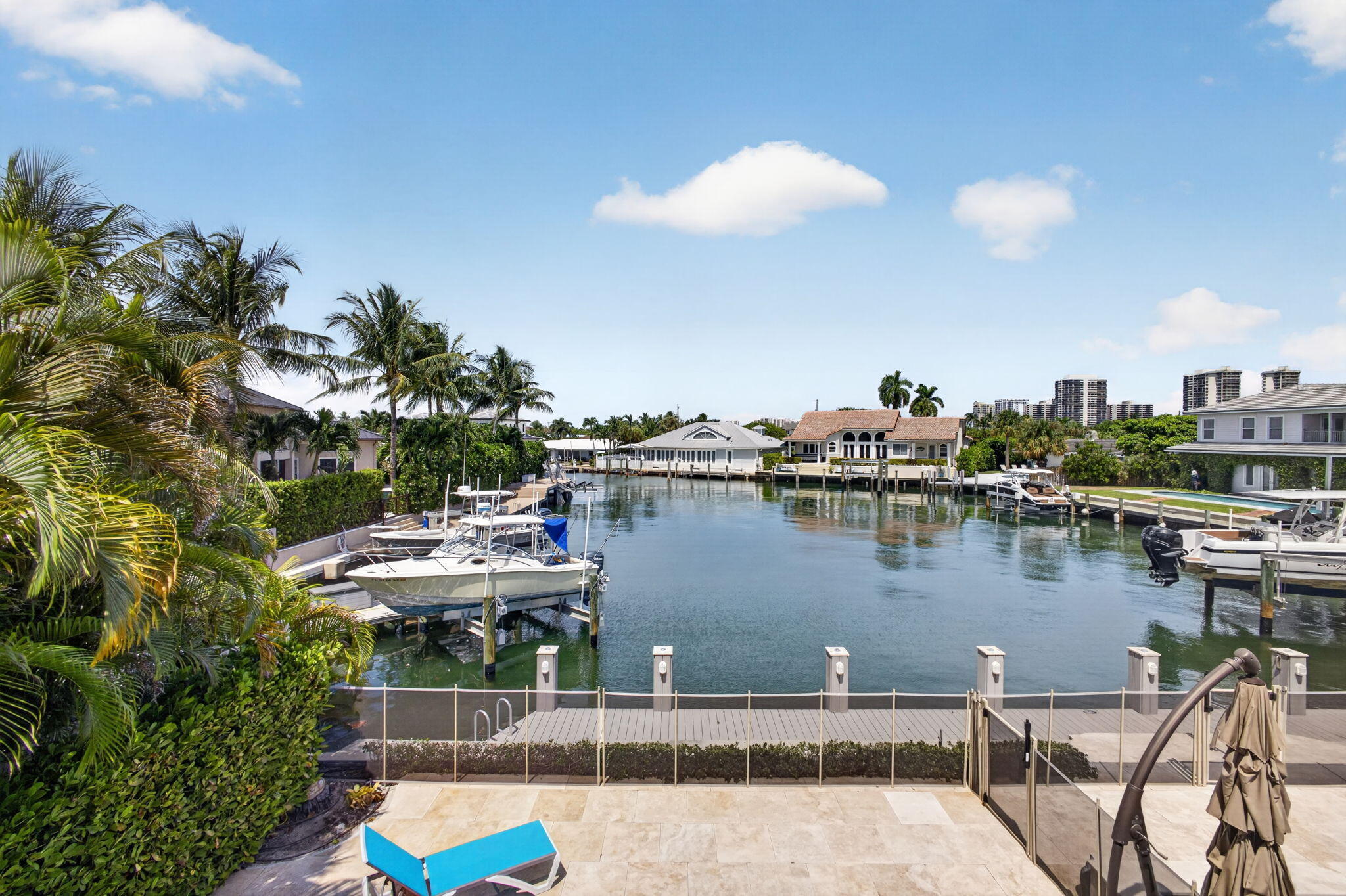 1180 Singer, Riviera Beach FL 33404