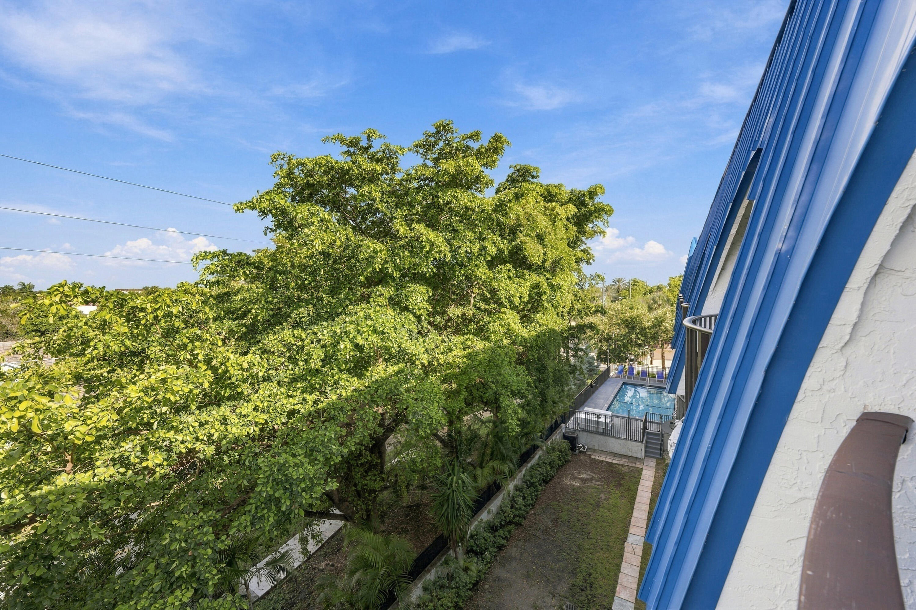 3909 N Ocean #410, Fort Lauderdale FL 33308