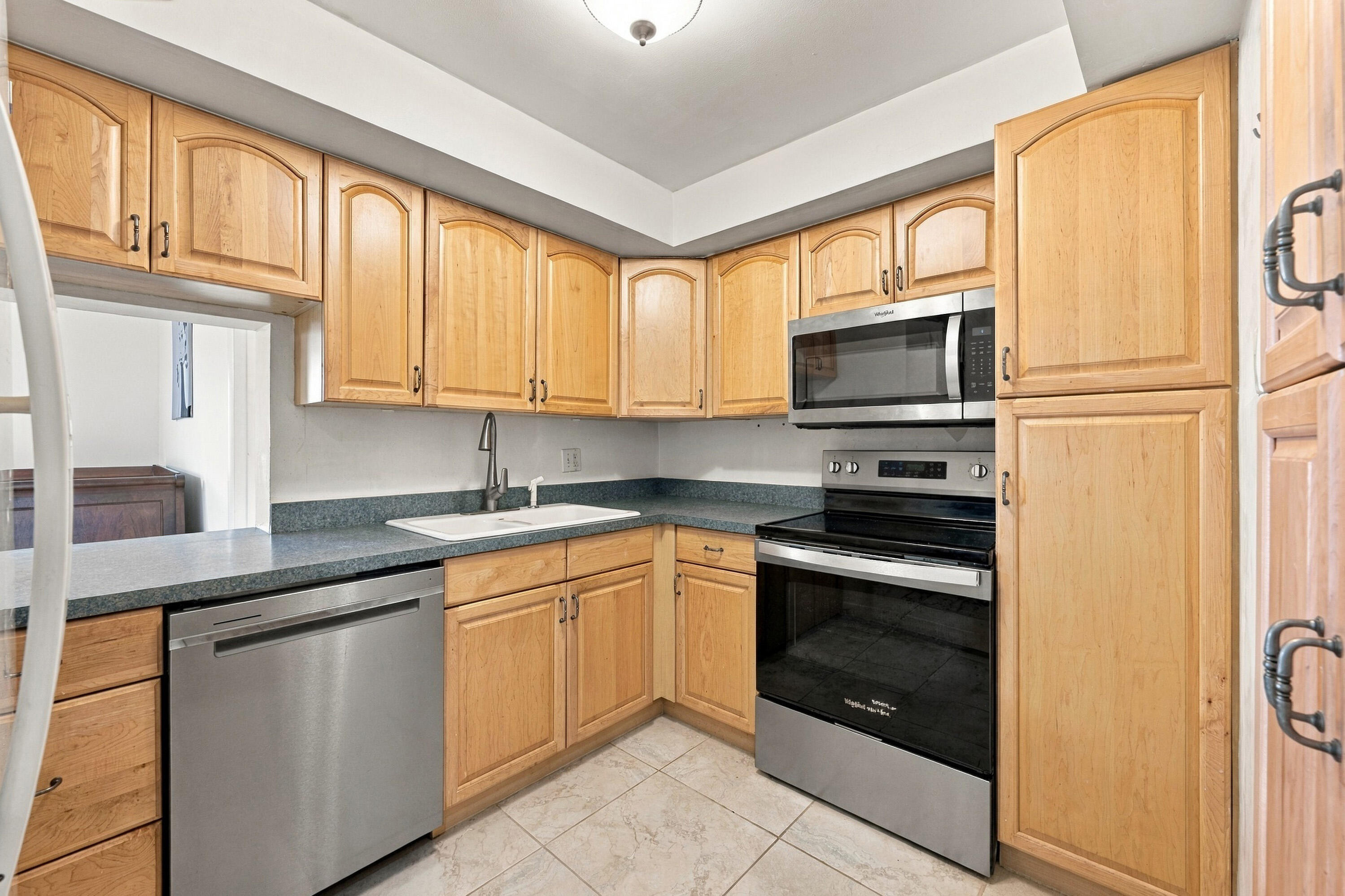 3909 N Ocean #410, Fort Lauderdale FL 33308