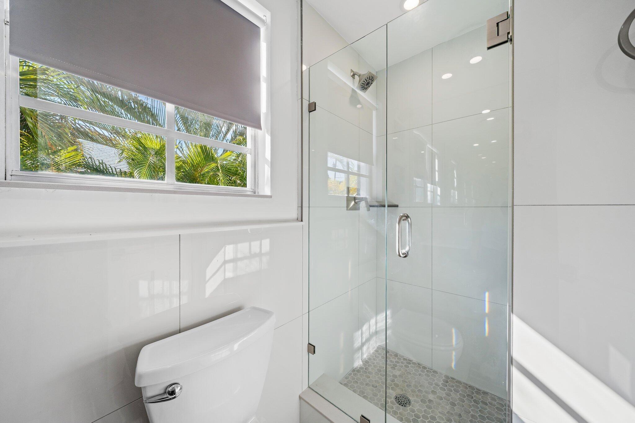 130 Yacht Club #2, North Palm Beach FL 33408