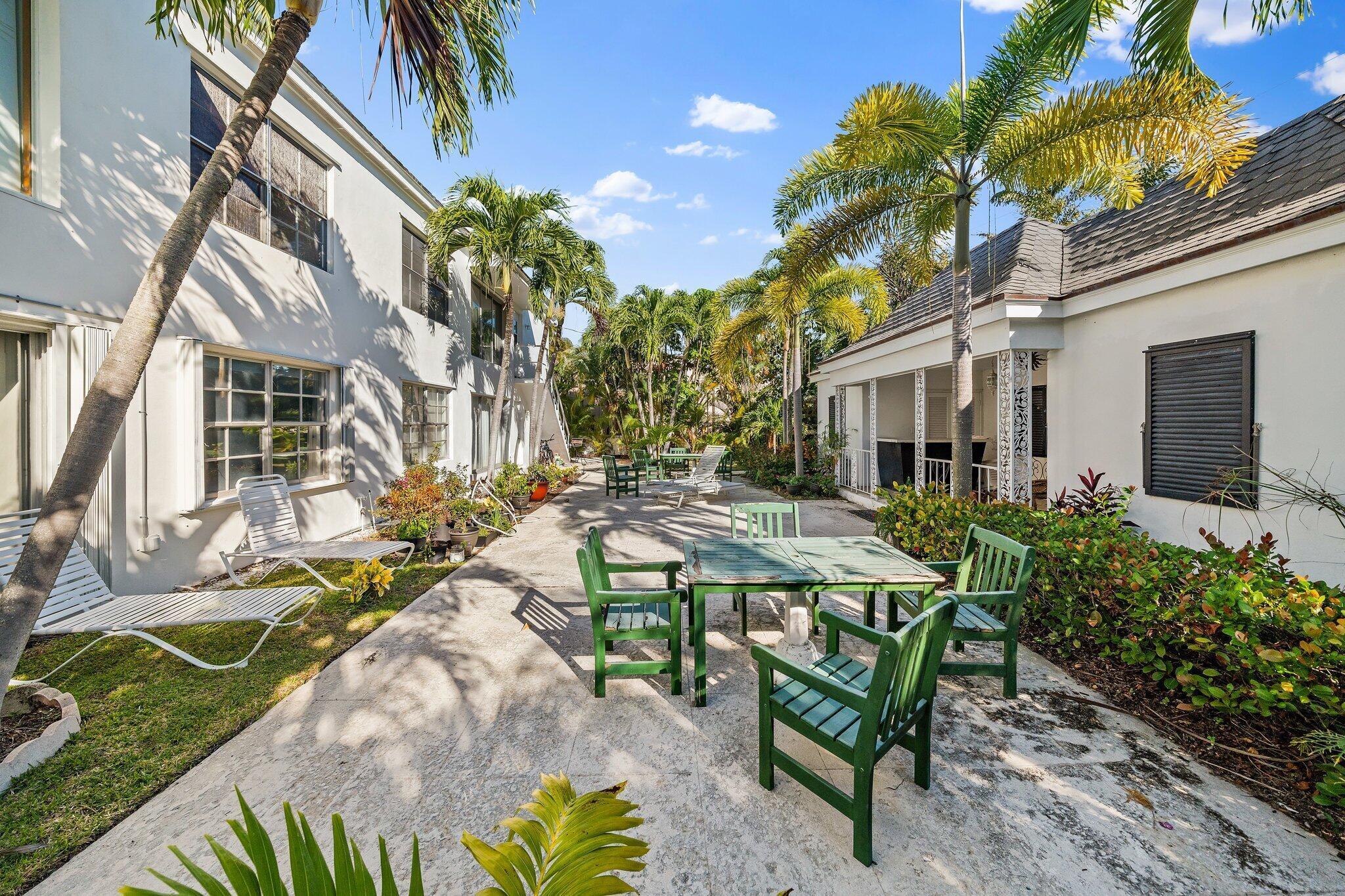 130 Yacht Club #2, North Palm Beach FL 33408