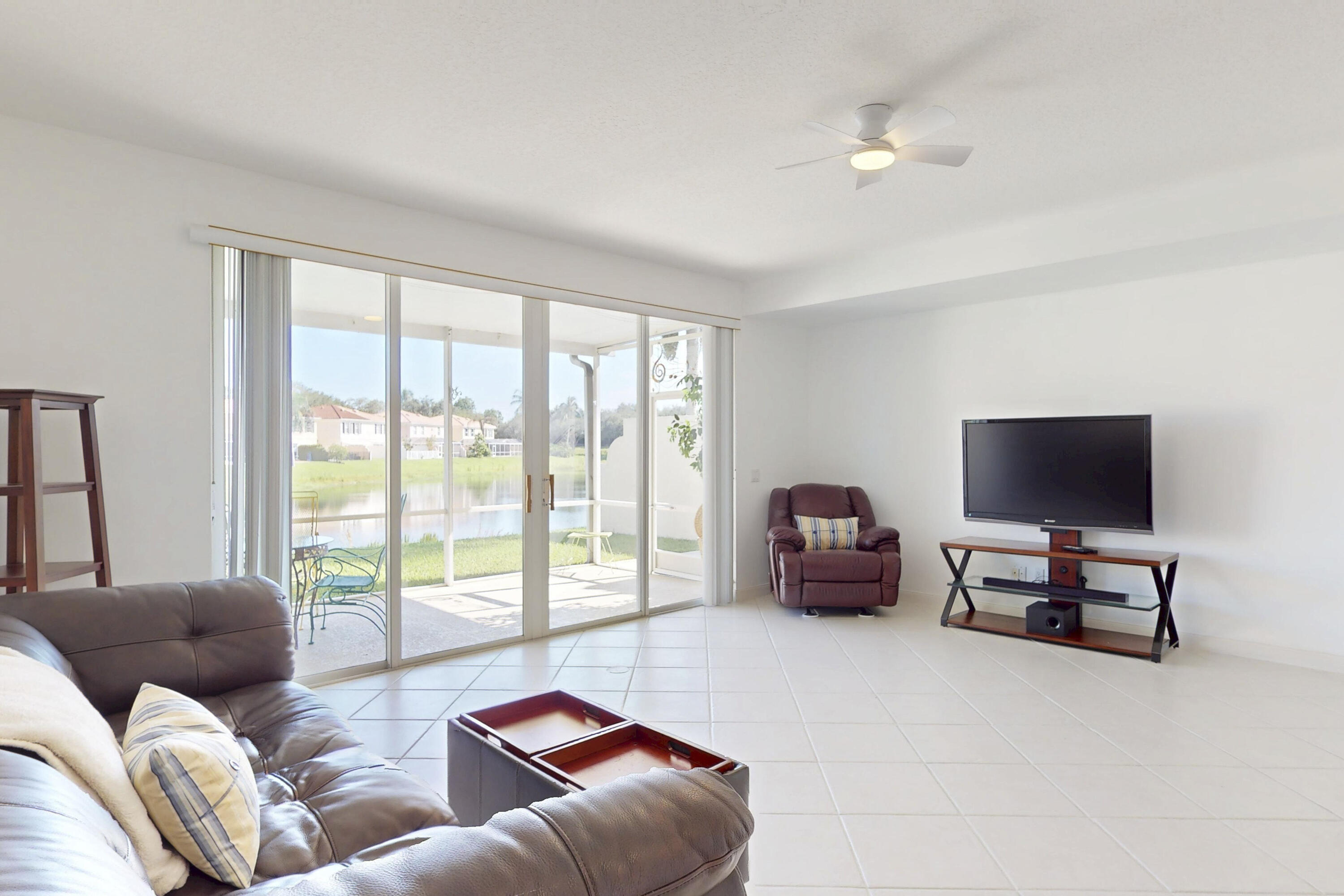 2136 Tigris, West Palm Beach FL 33411