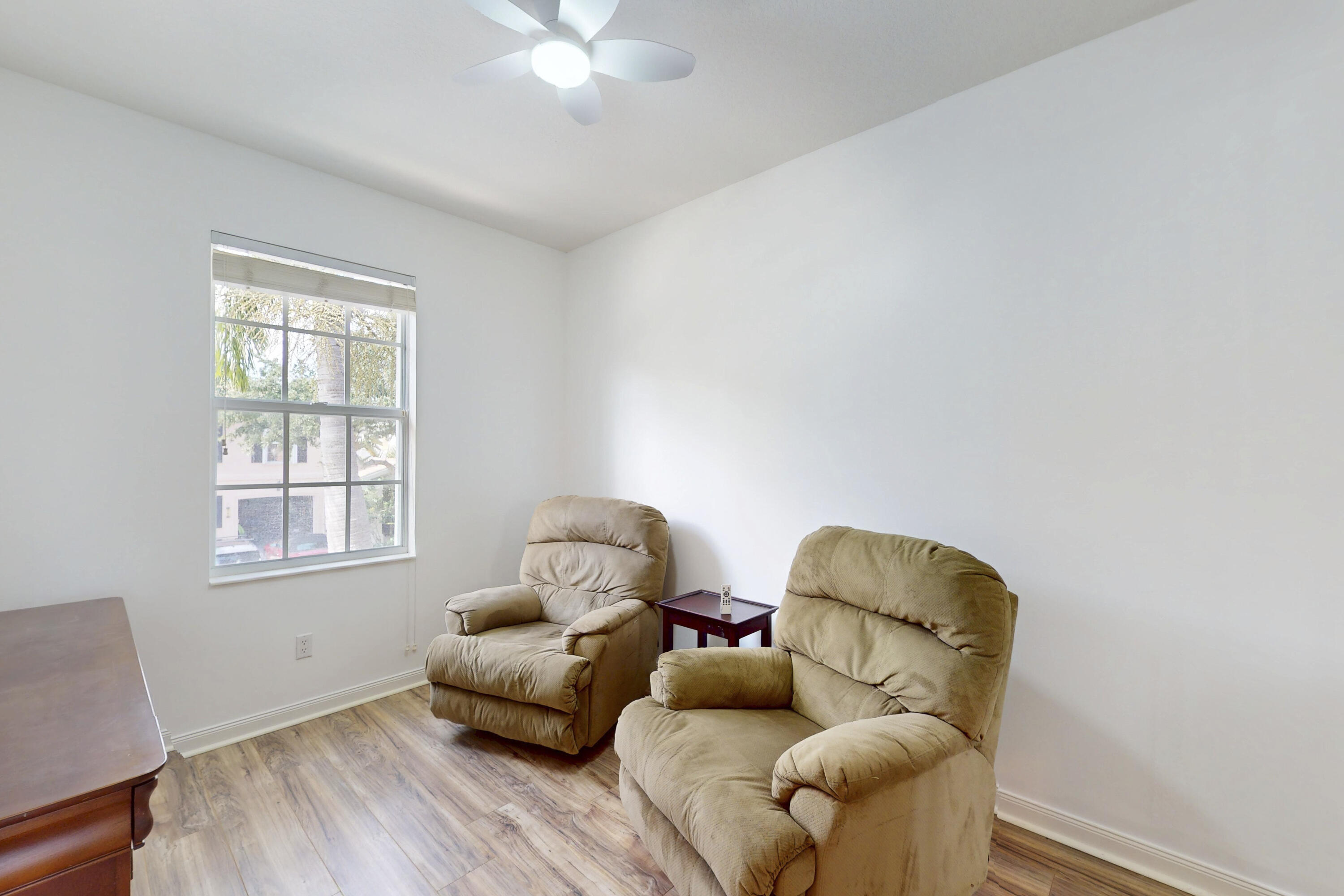 2136 Tigris, West Palm Beach FL 33411