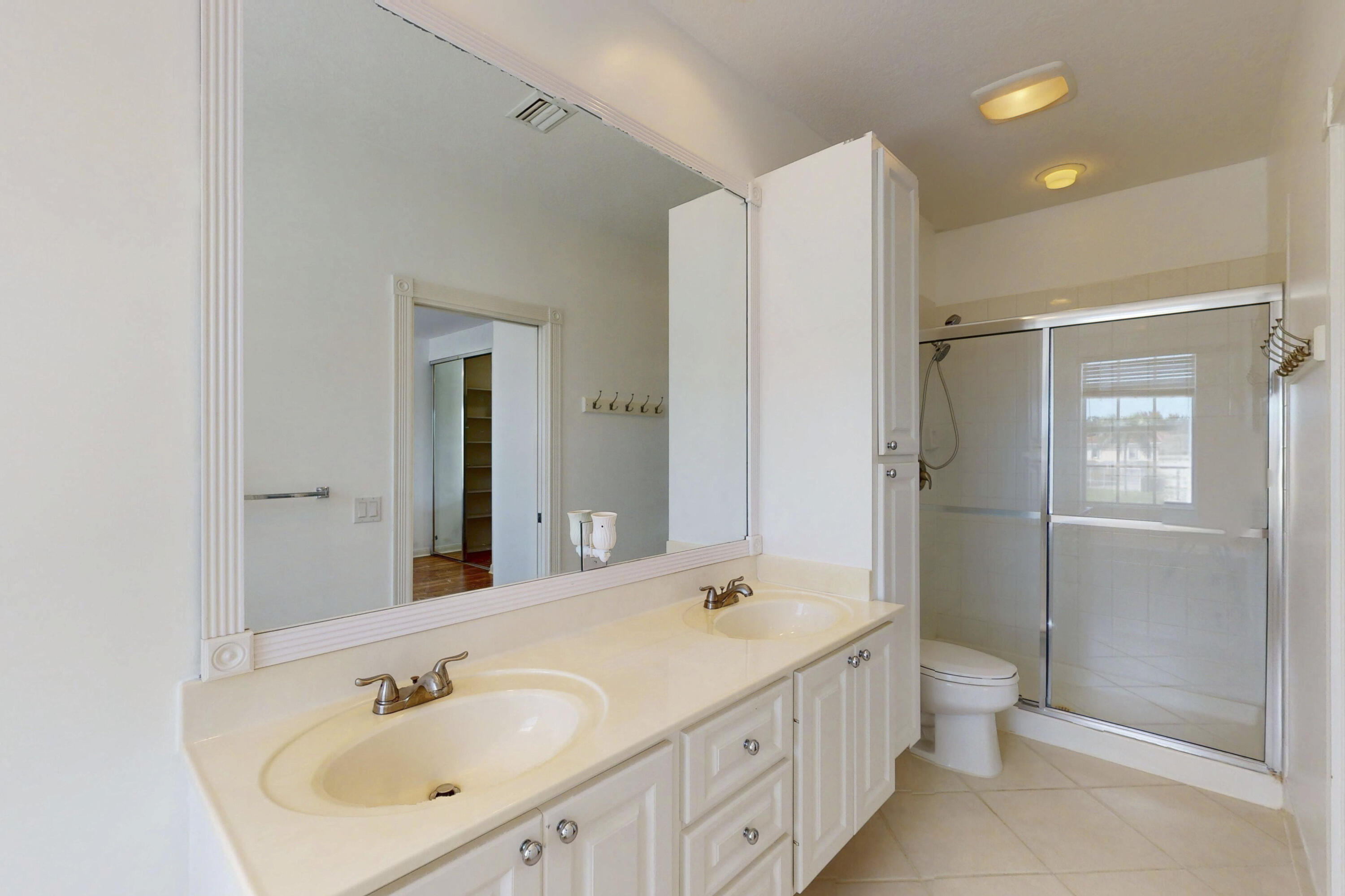 2136 Tigris, West Palm Beach FL 33411