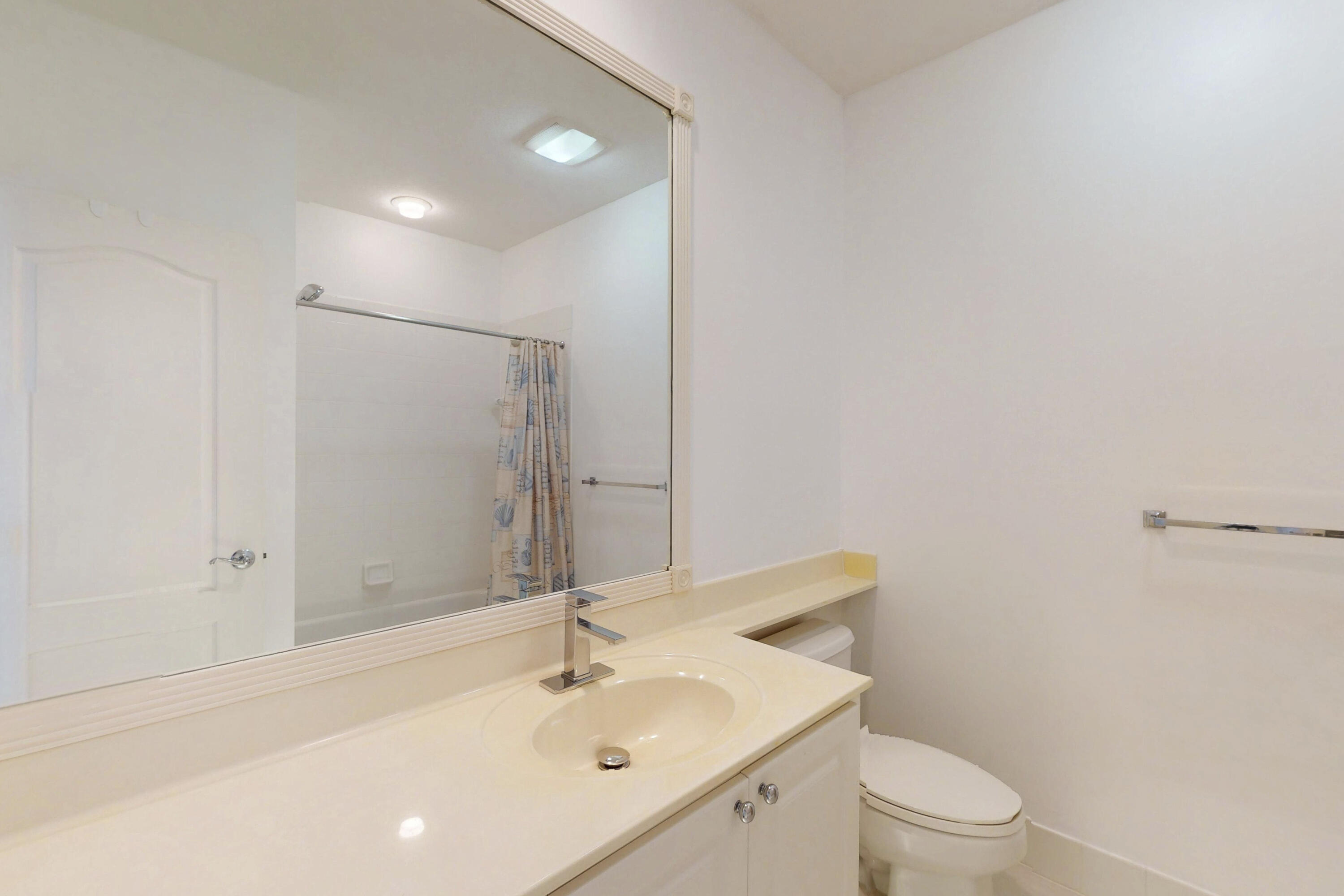 2136 Tigris, West Palm Beach FL 33411