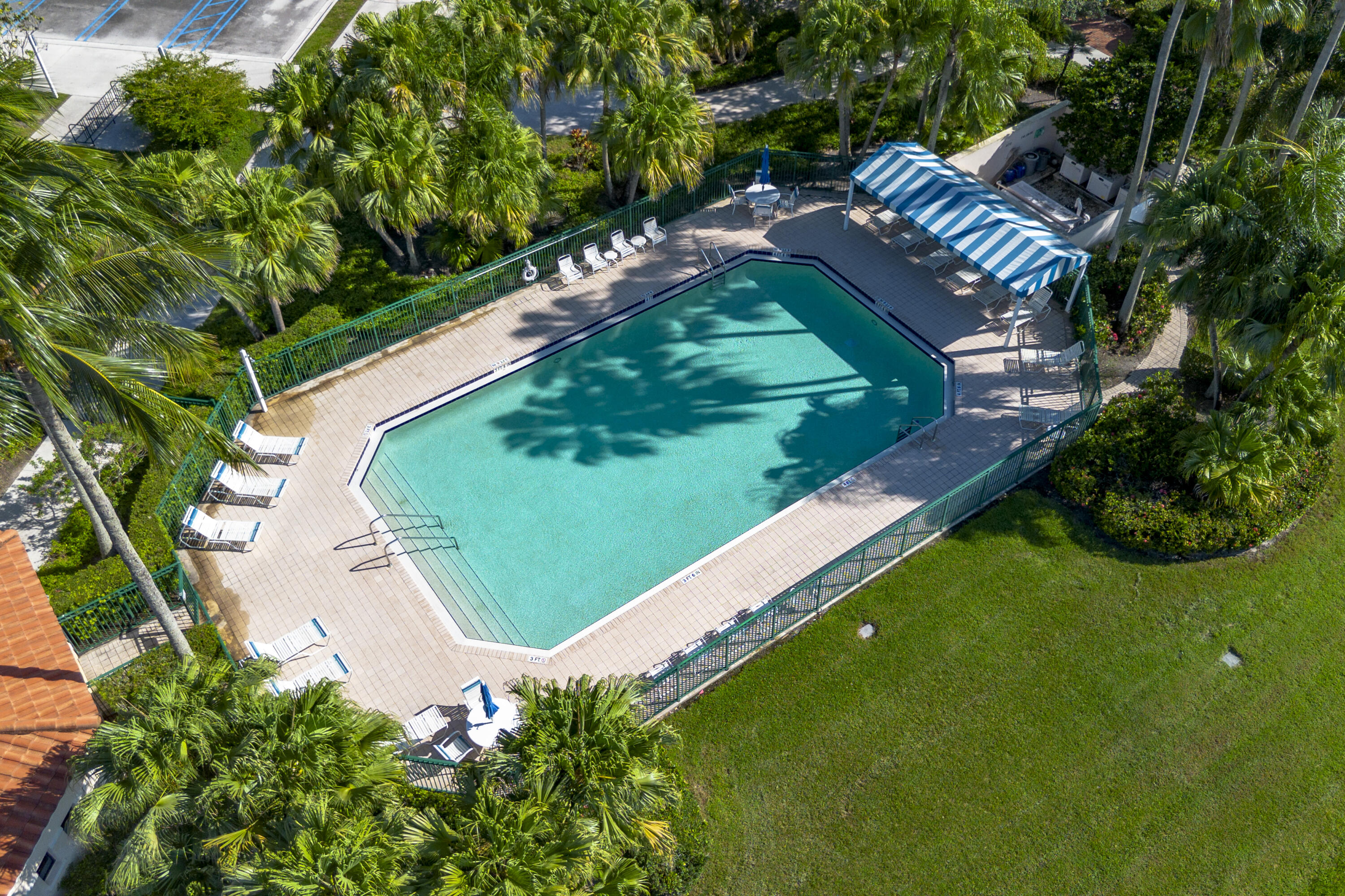 2136 Tigris, West Palm Beach FL 33411