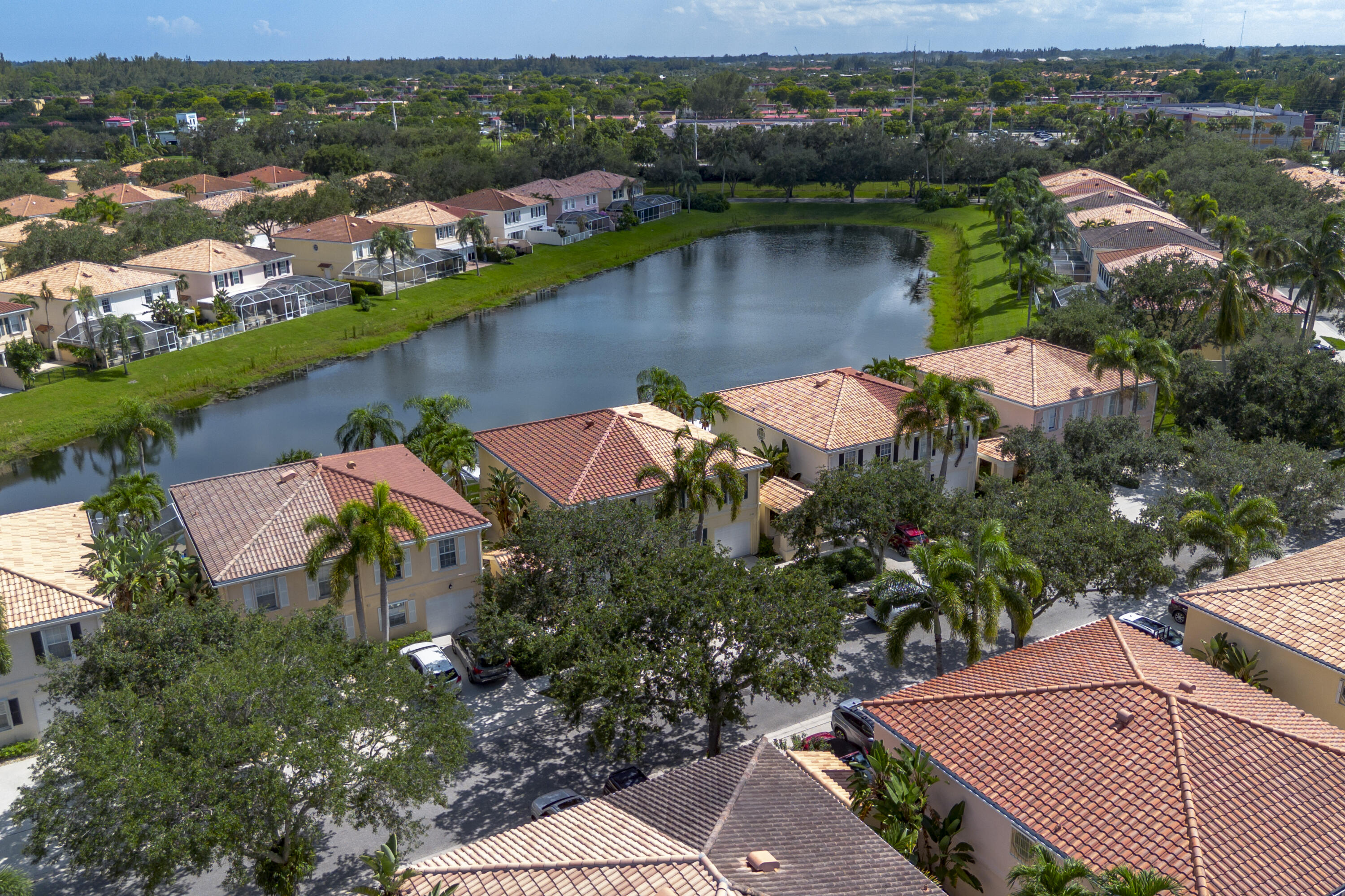 2136 Tigris, West Palm Beach FL 33411