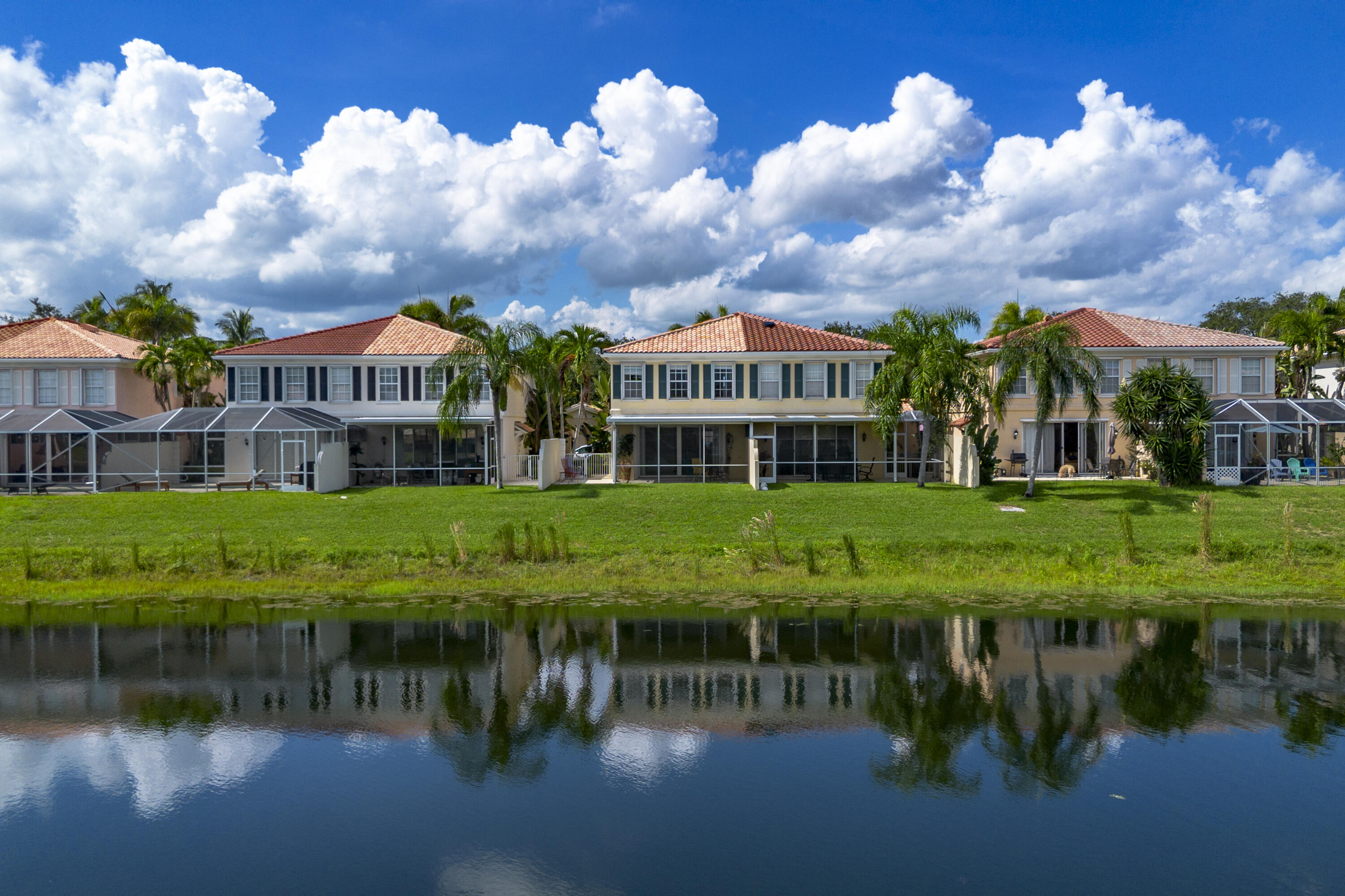 2136 Tigris, West Palm Beach FL 33411