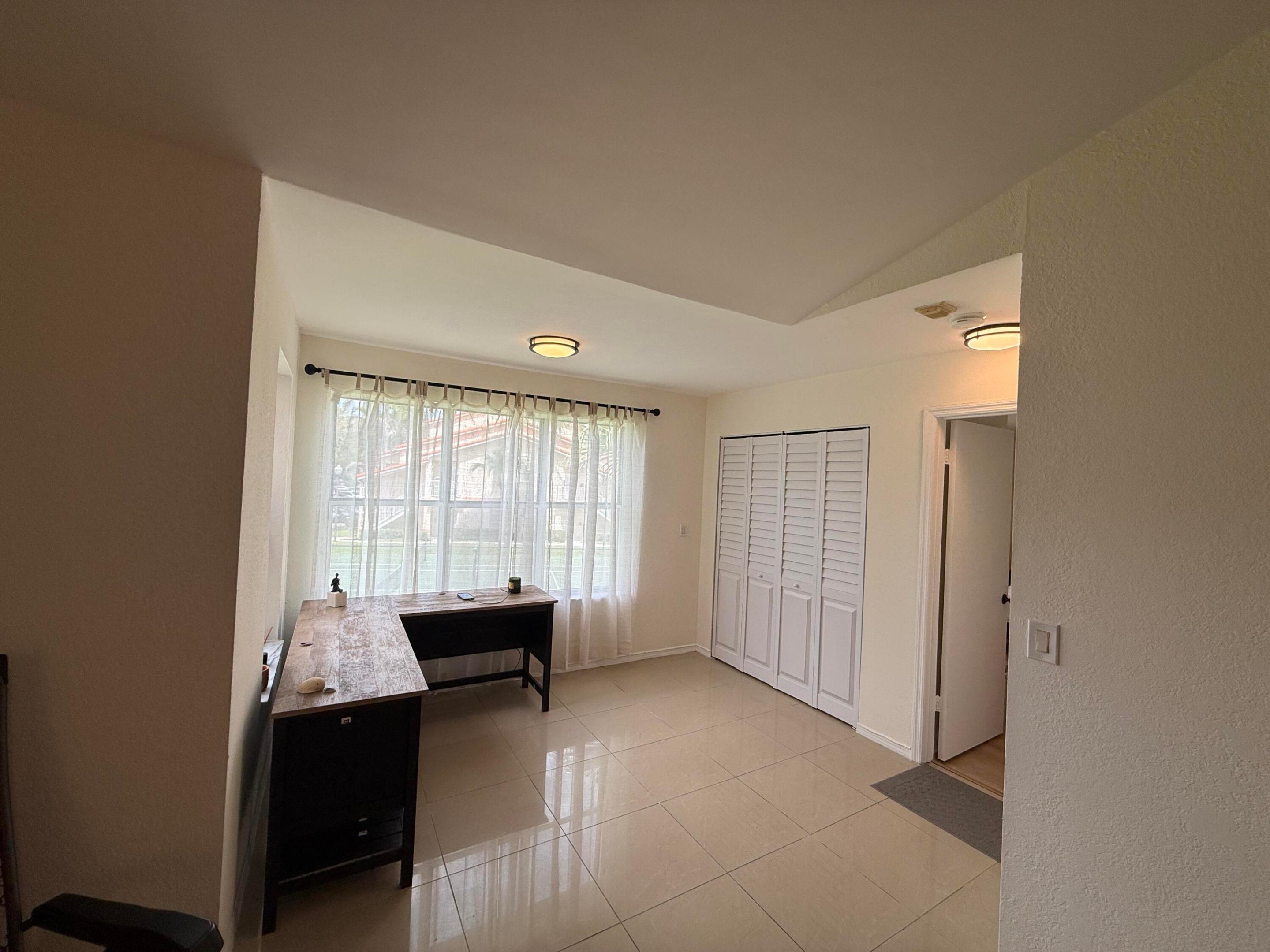 3410 PINEWALK #821, Margate FL 33063