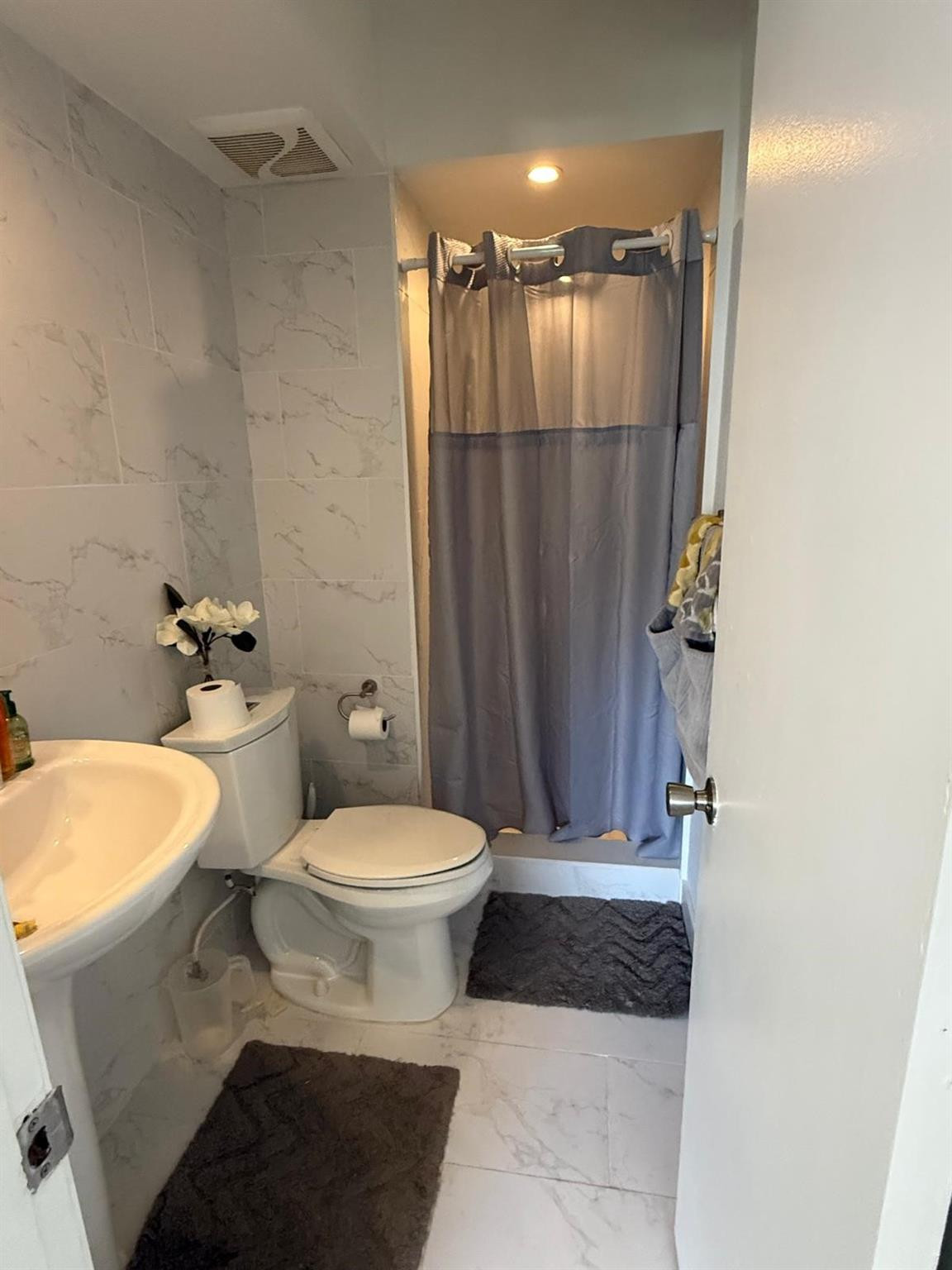 2901 NE 51st #3, Fort Lauderdale FL 33308