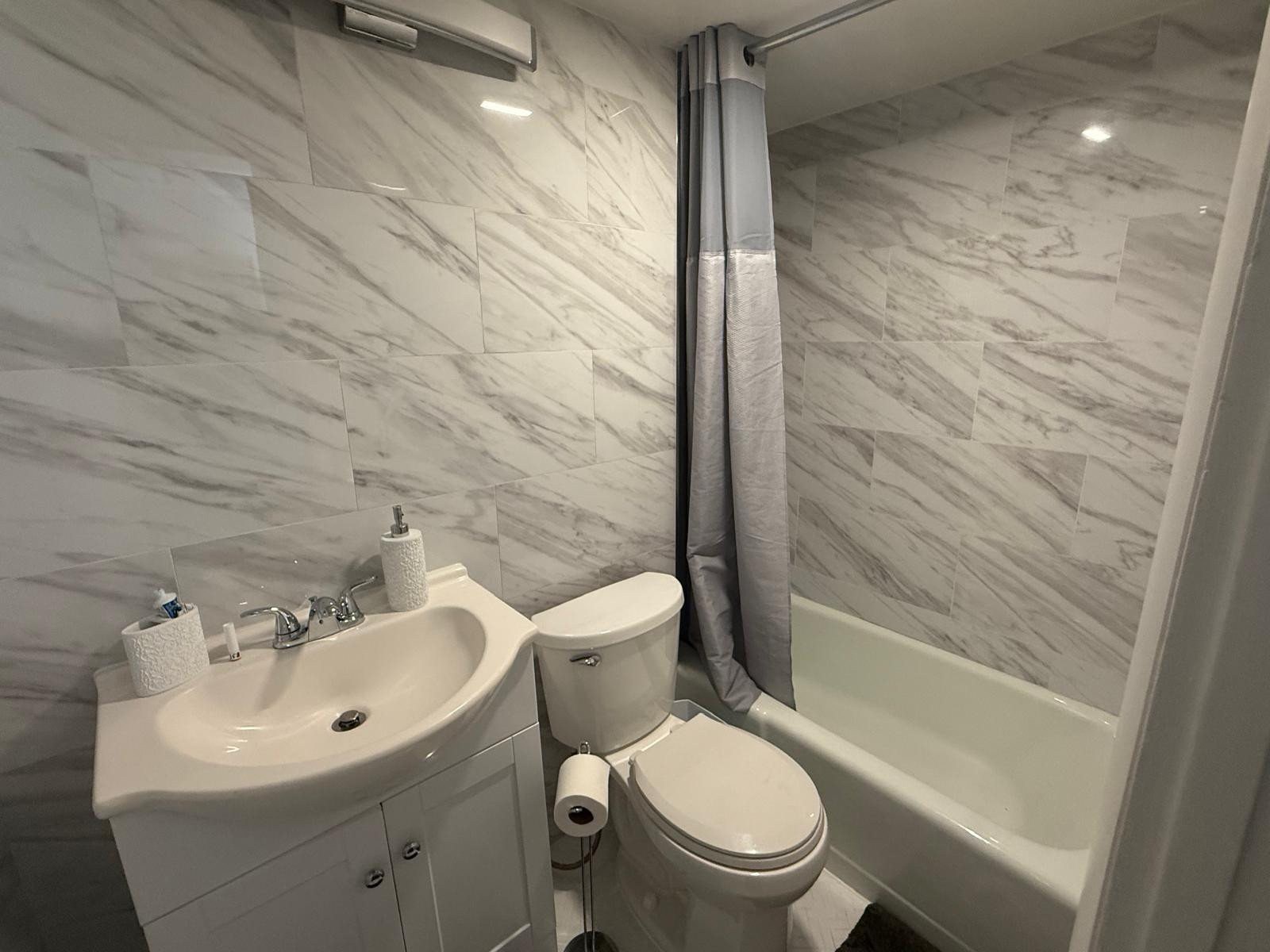 2901 NE 51st #3, Fort Lauderdale FL 33308