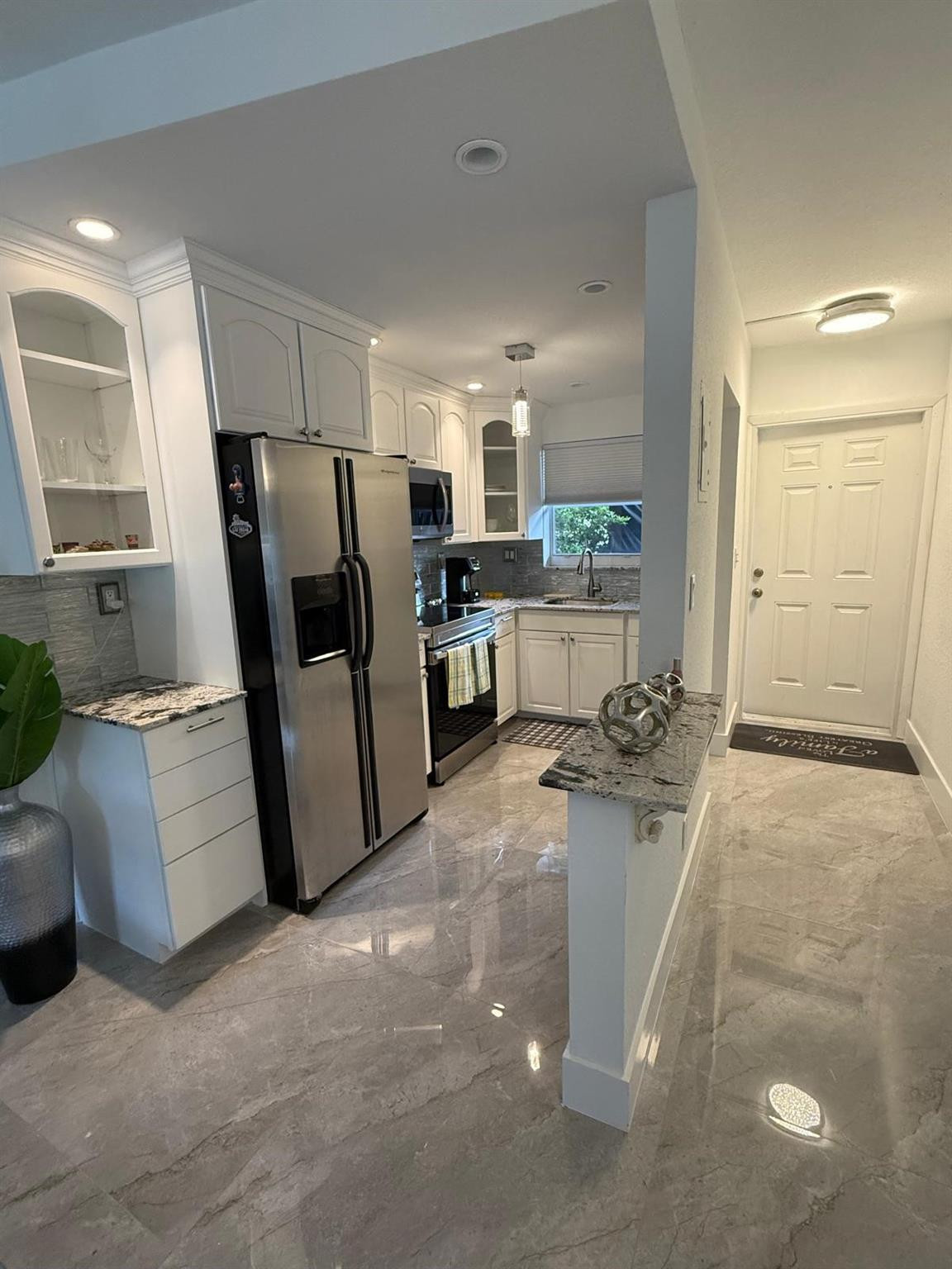 2901 NE 51st #3, Fort Lauderdale FL 33308