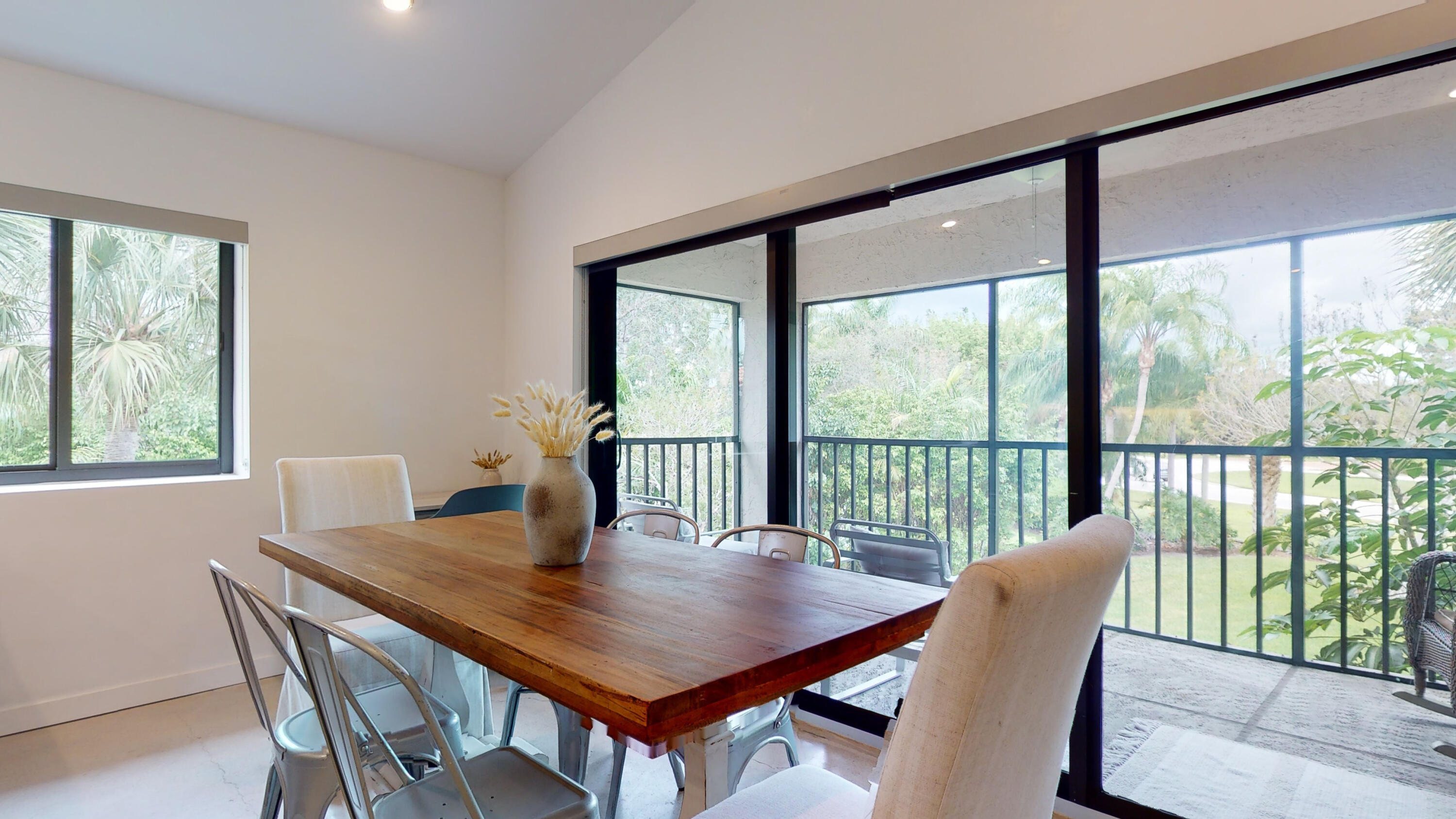 1101 DUNCAN #201, Palm Beach Gardens FL 33418