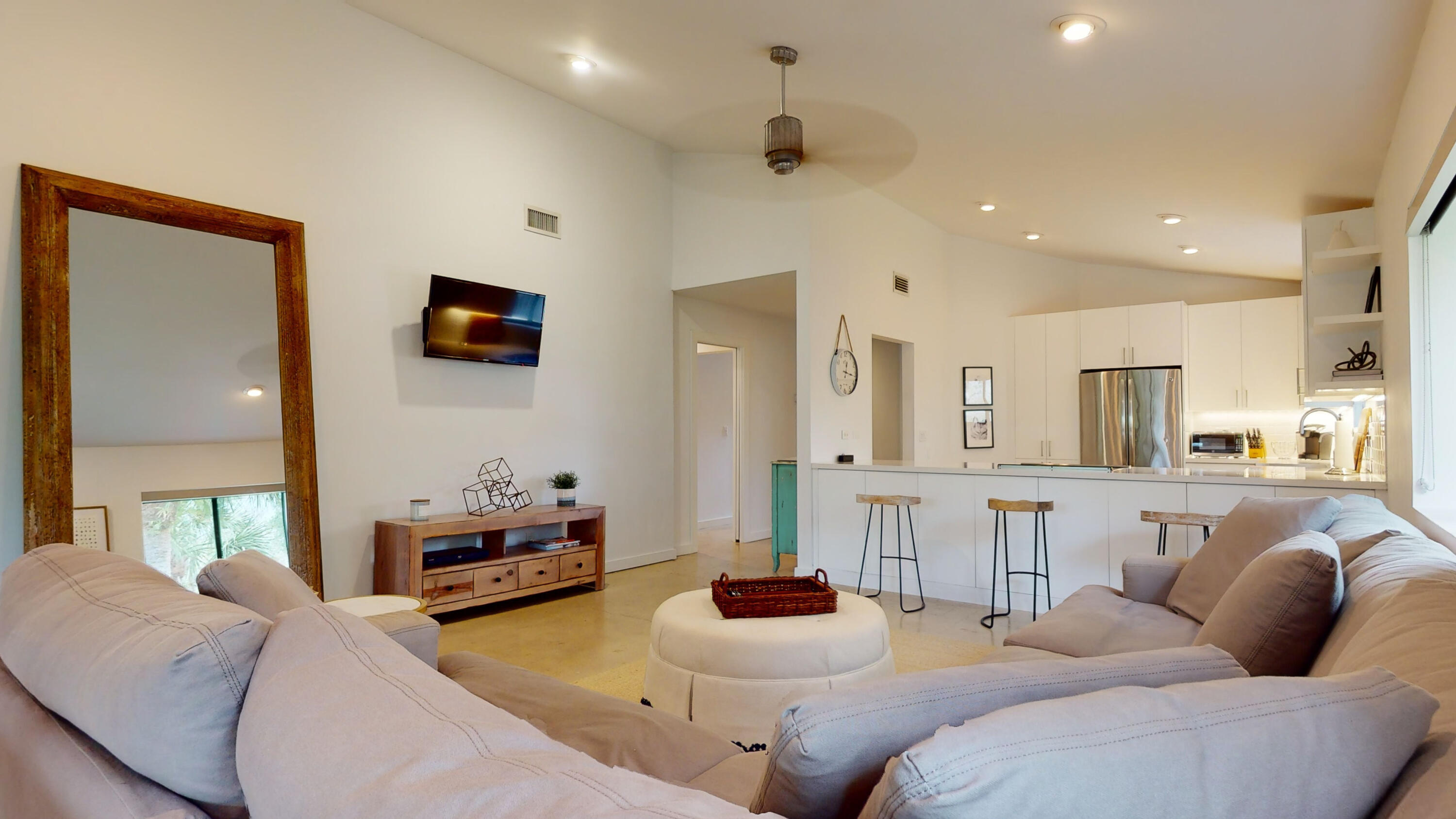 1101 DUNCAN #201, Palm Beach Gardens FL 33418