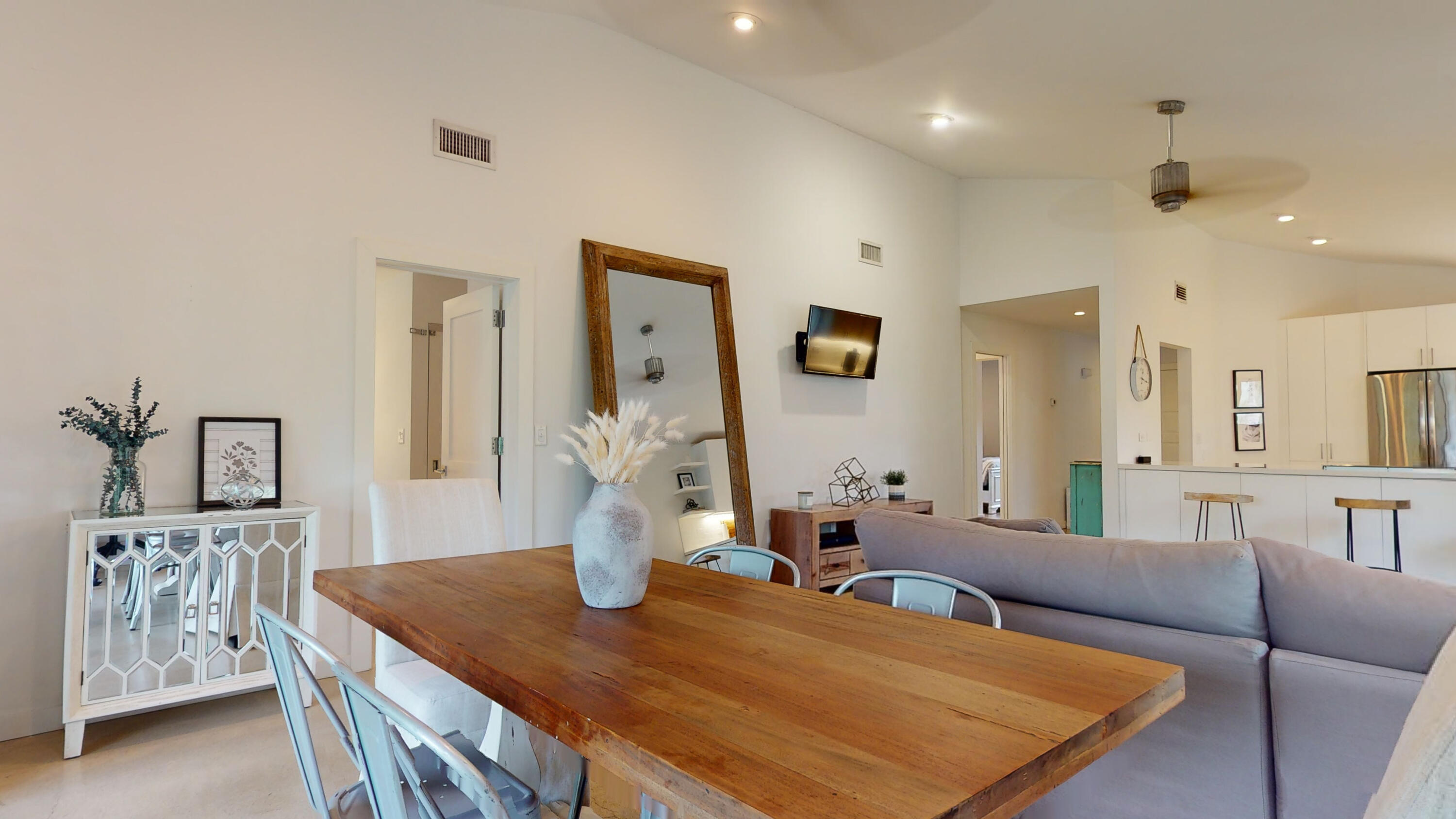 1101 DUNCAN #201, Palm Beach Gardens FL 33418