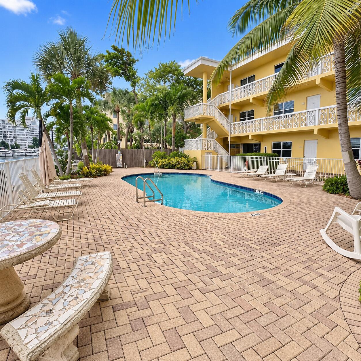 815 Middle River #110, Fort Lauderdale FL 33304
