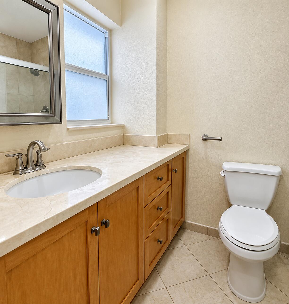 815 Middle River #110, Fort Lauderdale FL 33304