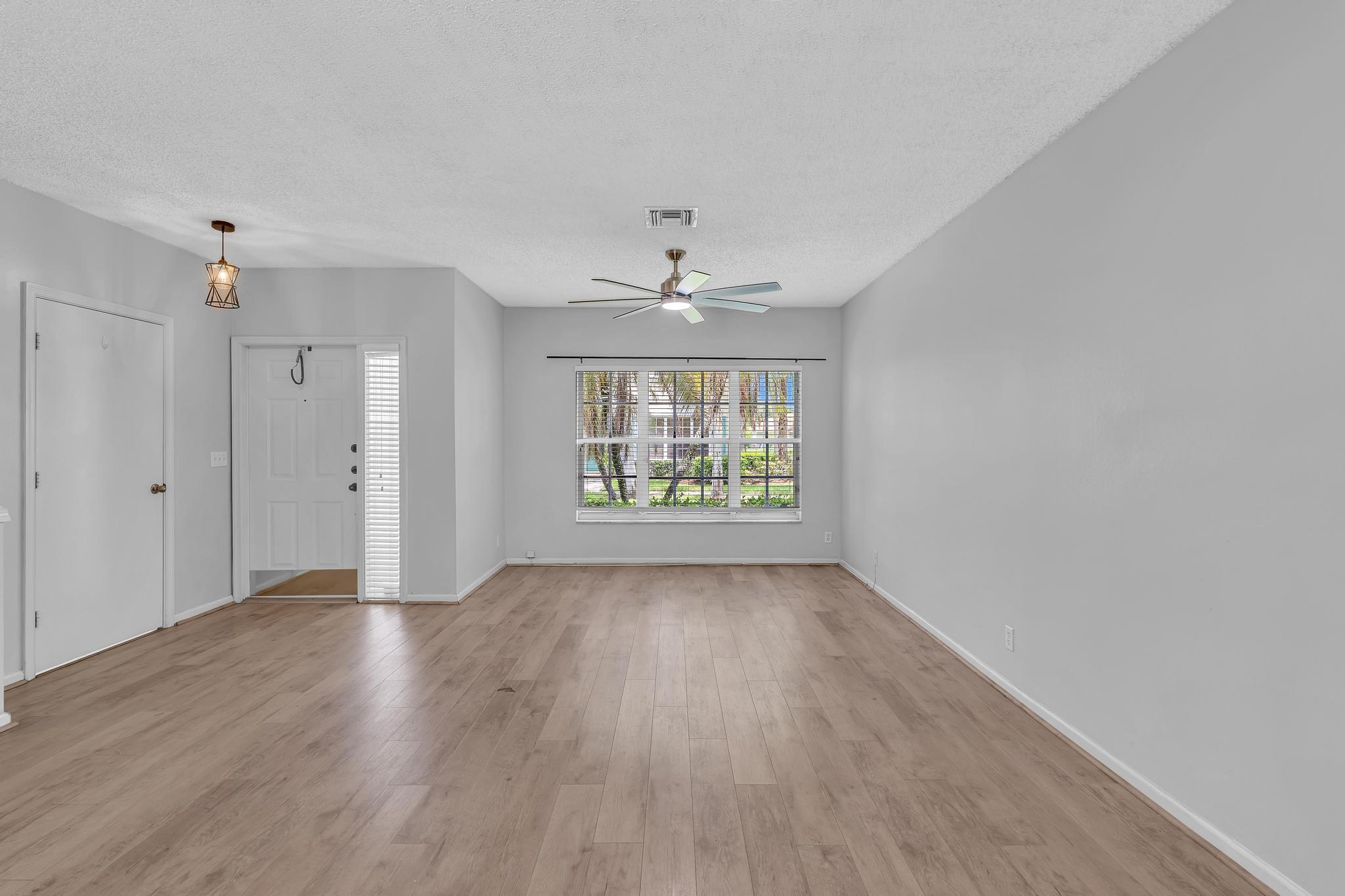 10881 Sea Hibiscus, Tamarac FL 33321