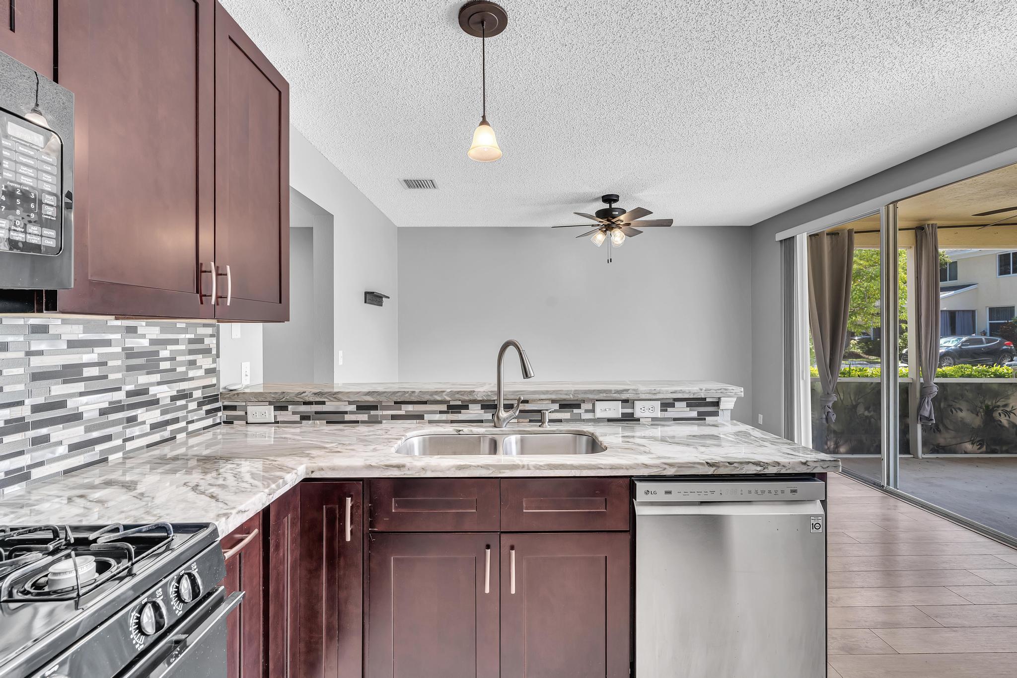 10881 Sea Hibiscus, Tamarac FL 33321