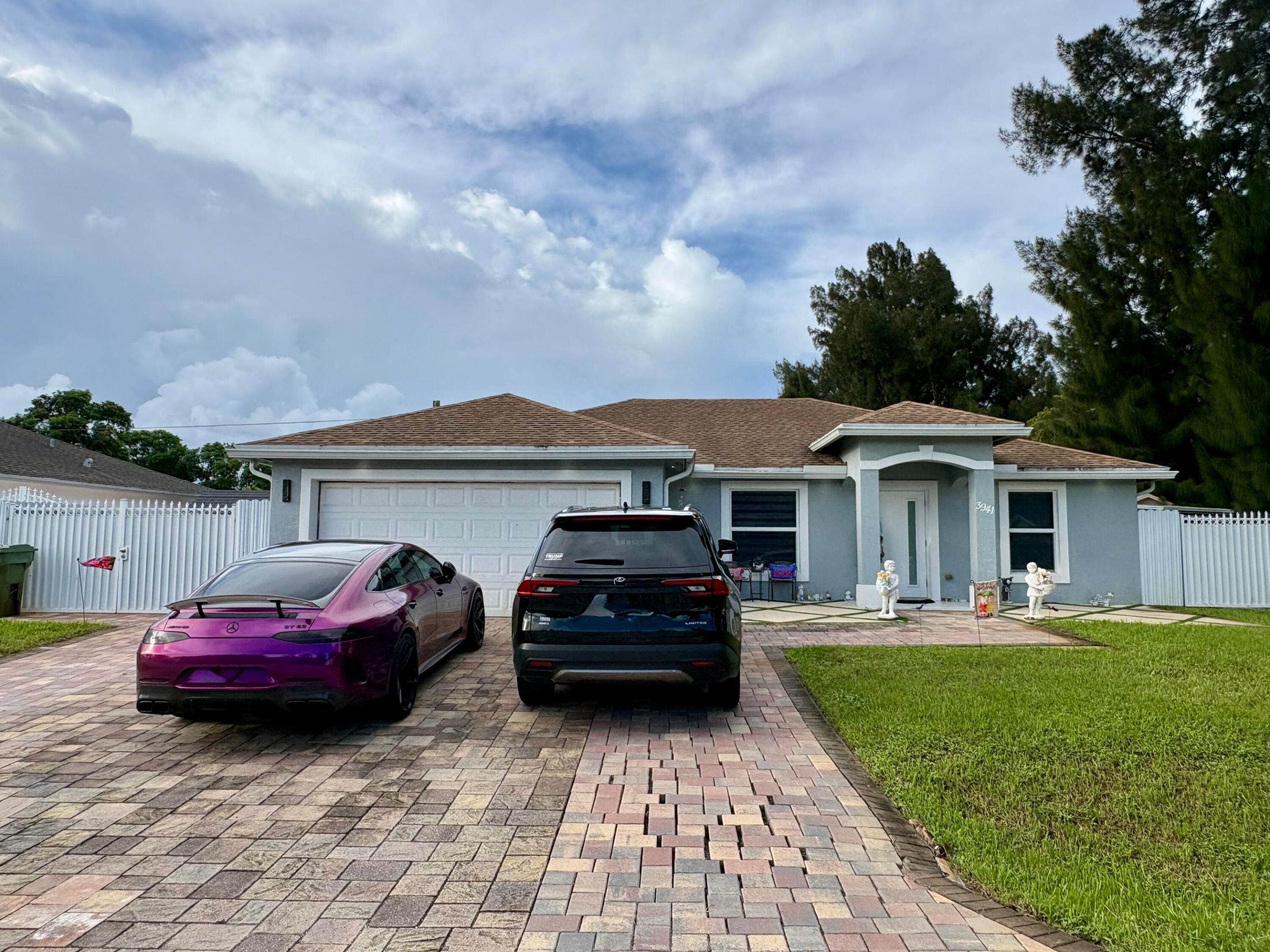3941 TROPICAL, Palm Springs FL 33461