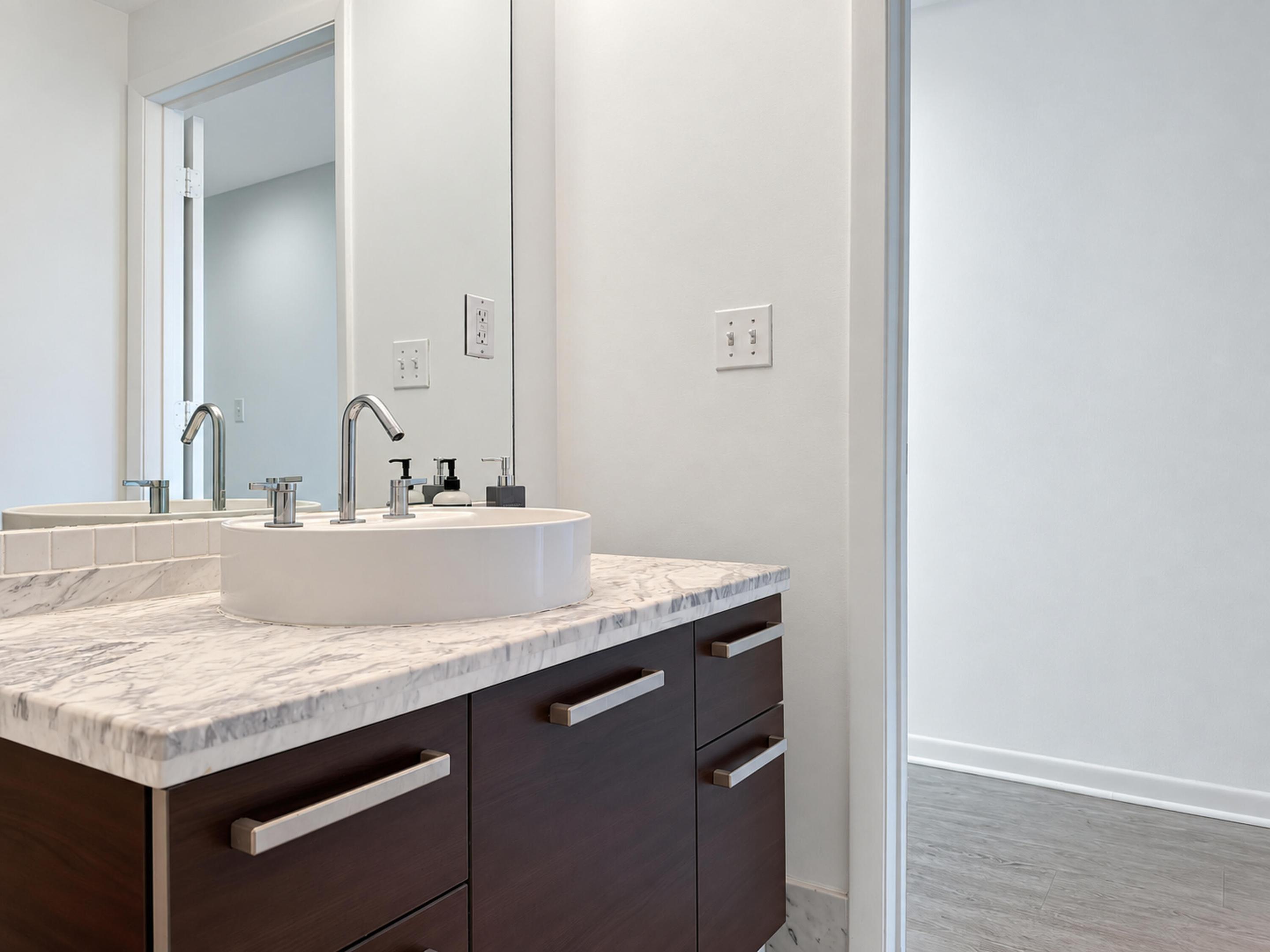 244 BISCAYNE #3005, Miami FL 33132