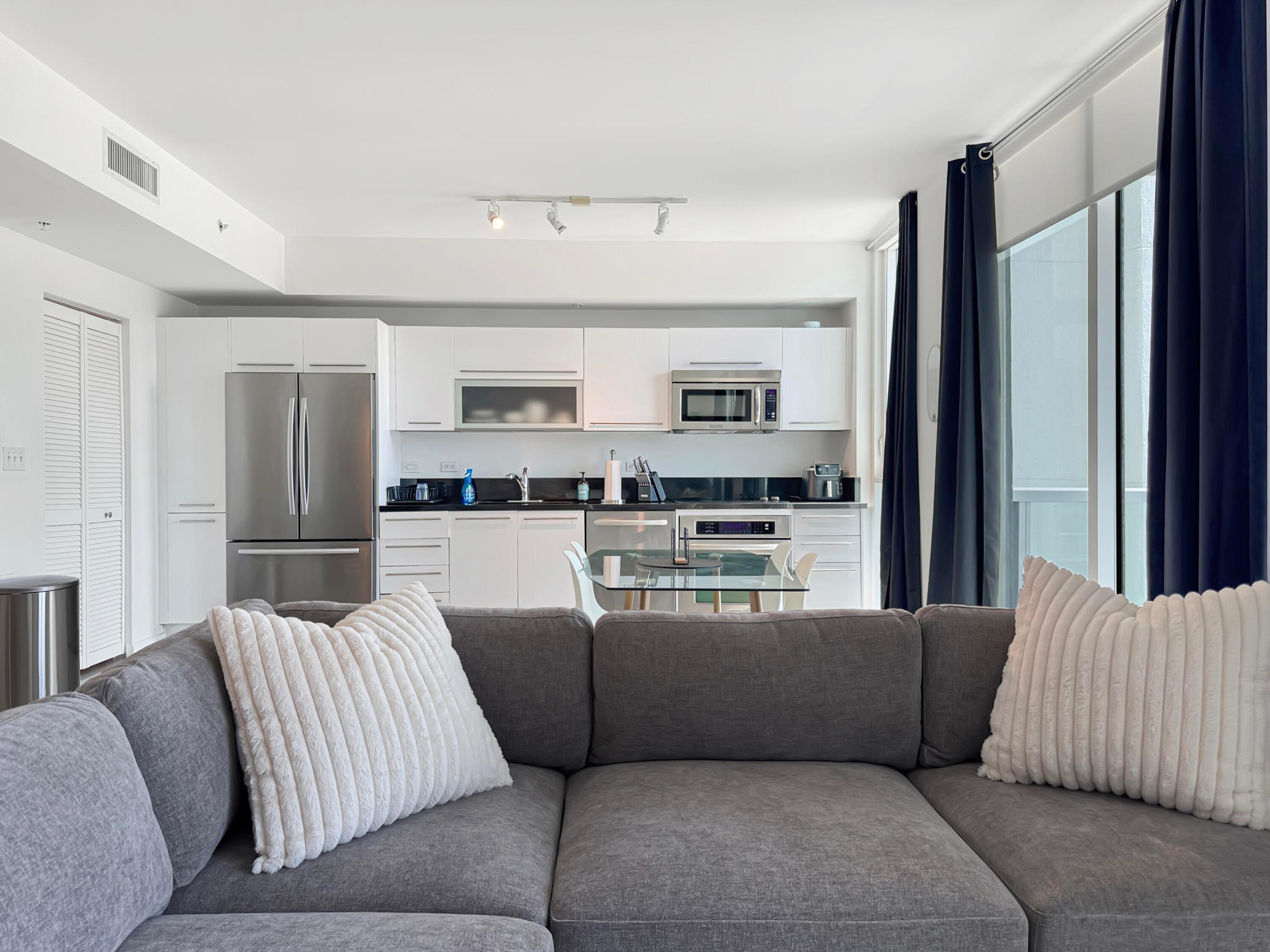 244 BISCAYNE #3005, Miami FL 33132