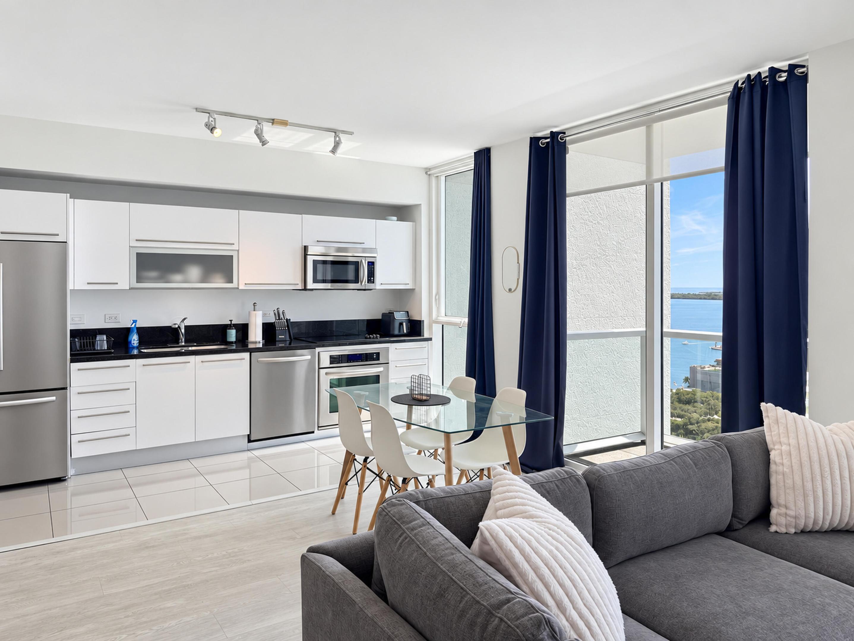 244 BISCAYNE #3005, Miami FL 33132