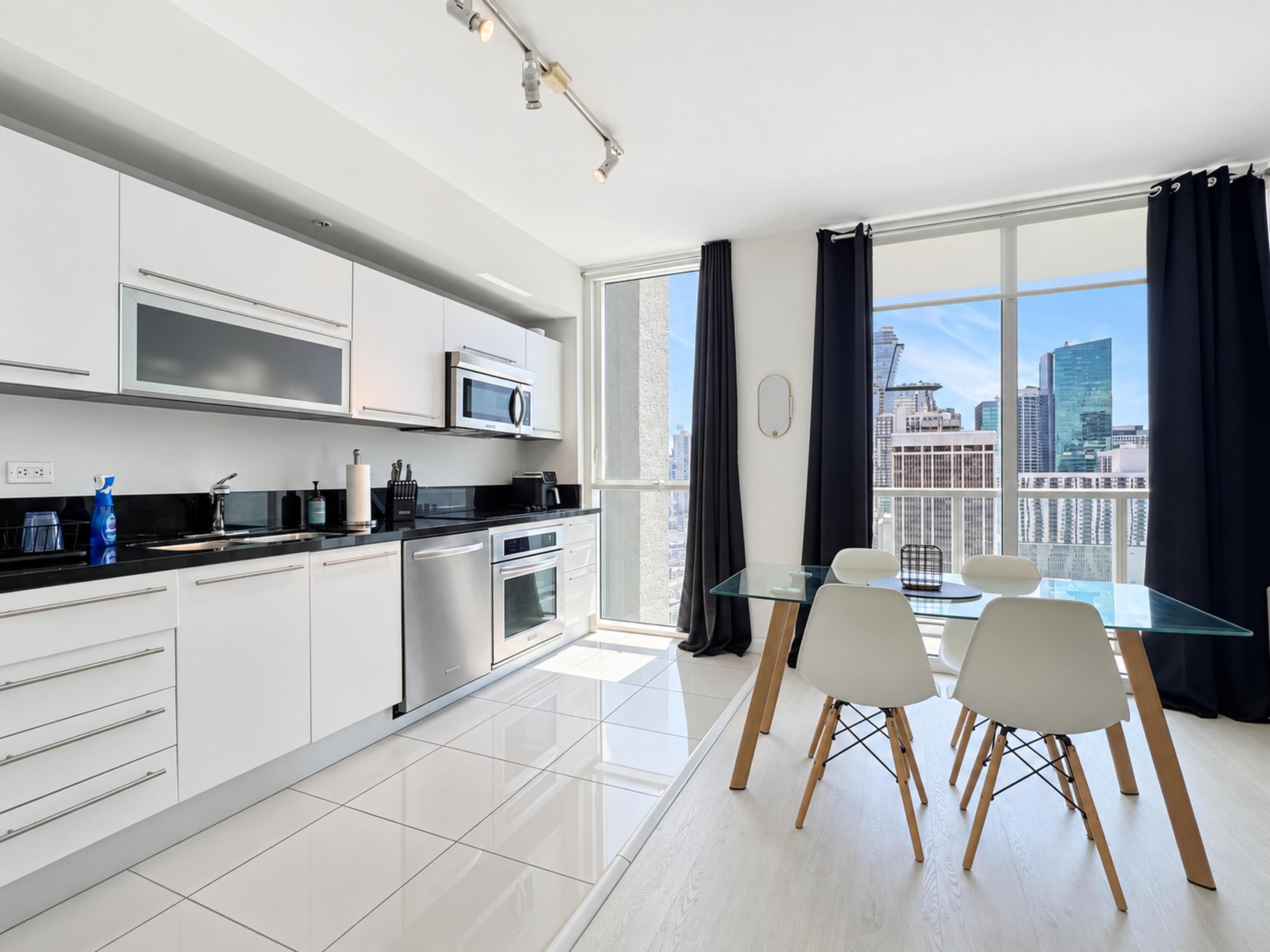 244 BISCAYNE #3005, Miami FL 33132
