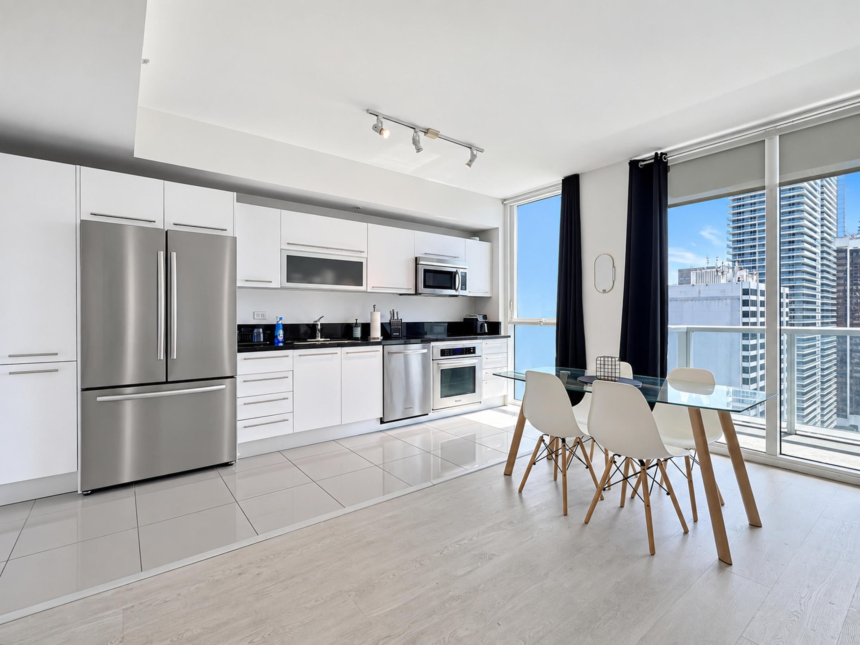 244 BISCAYNE #3005, Miami FL 33132