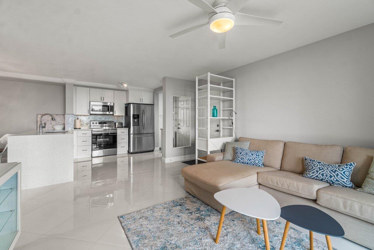 180 YACHT CLUB #102, Hypoluxo FL 33462